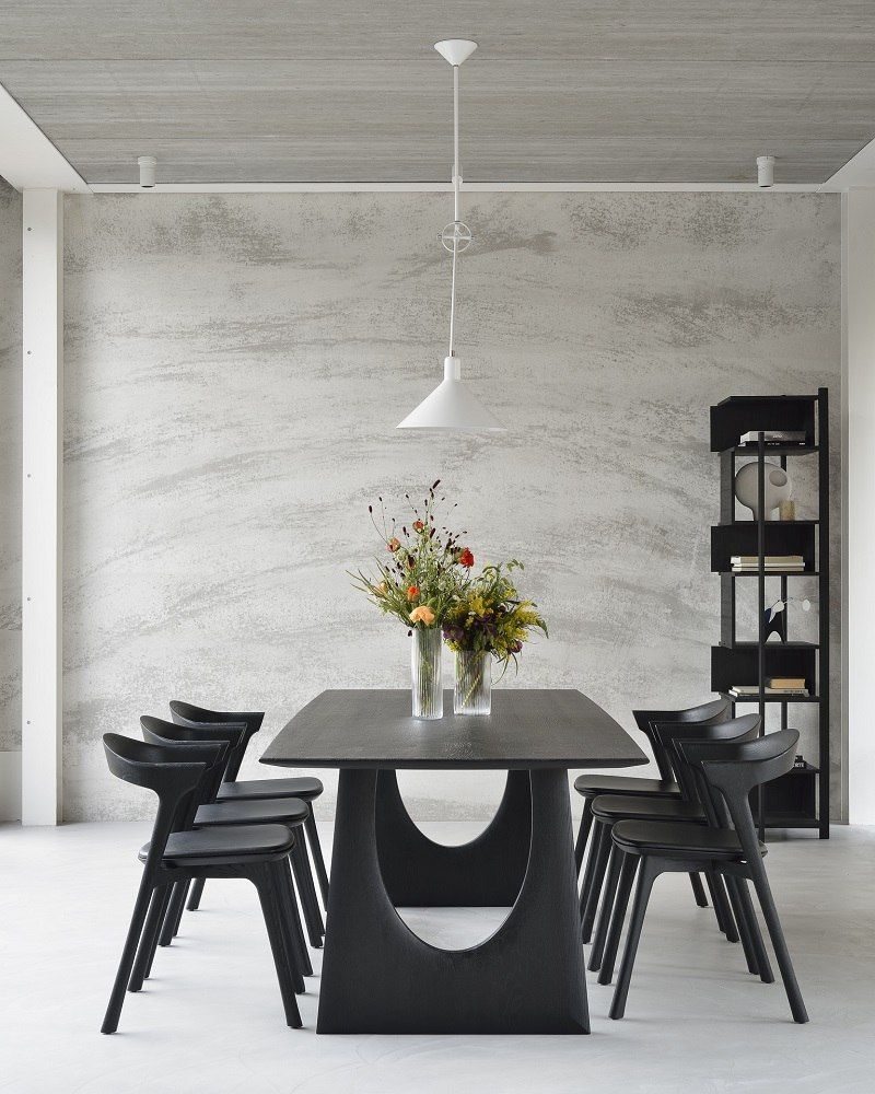 Geometric Dining table Oak black Ethnicraft