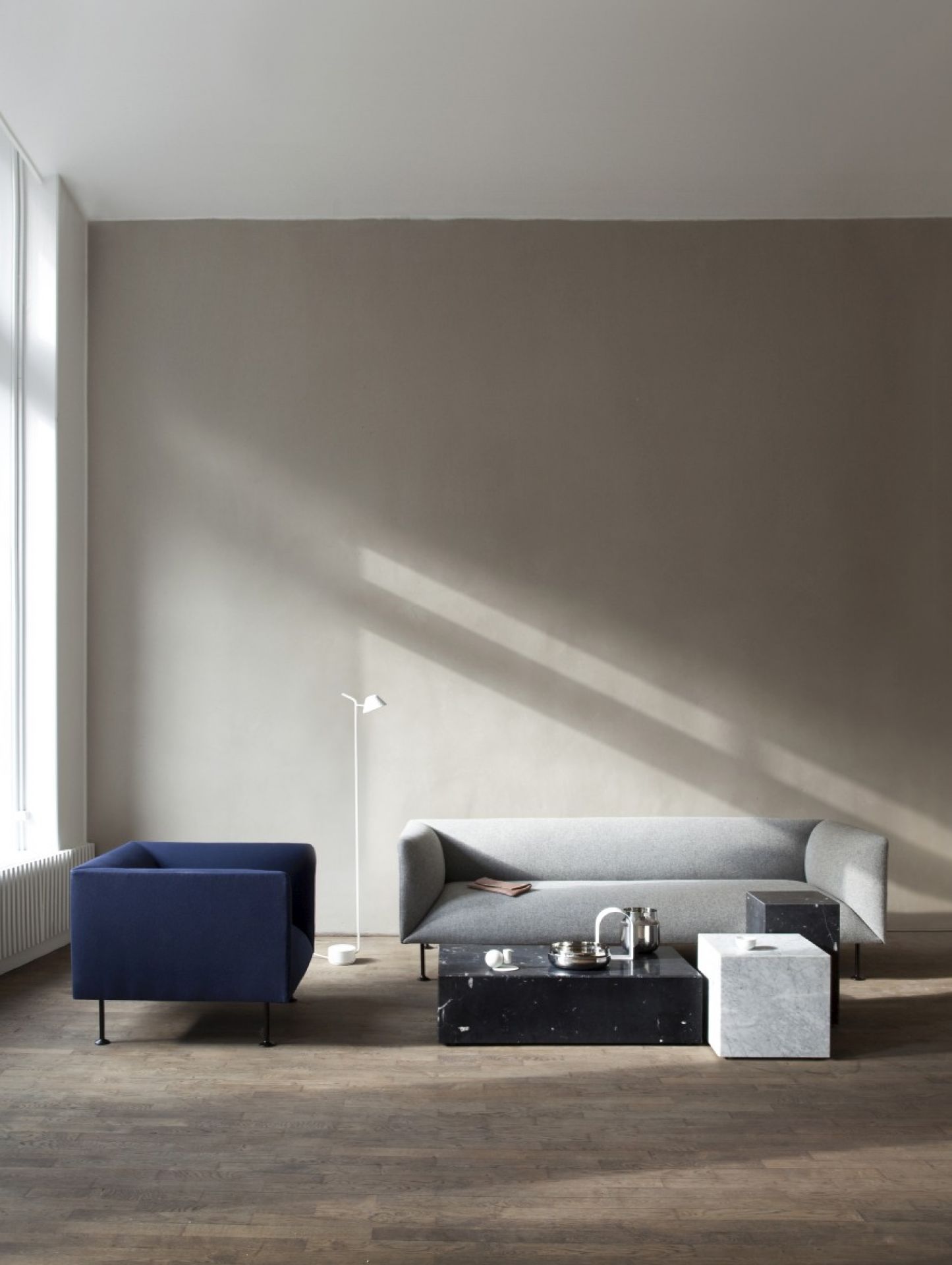 Peek Floor Lamp Audo White
