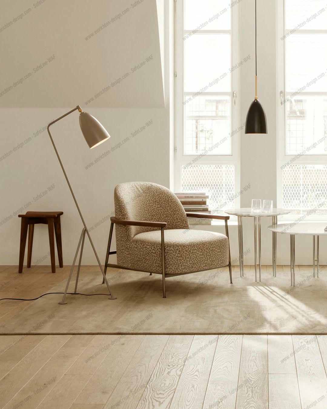 Gräshoppa / Grashoppa Floor light Gubi