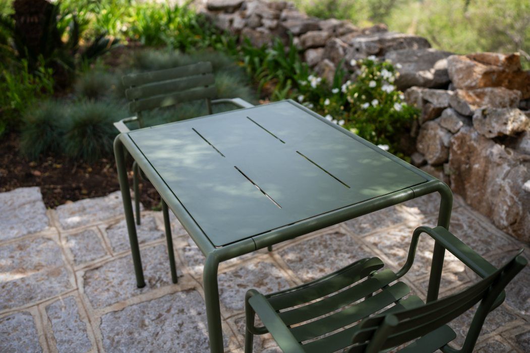 Avanti Dining Table Outdoor dining table Houe