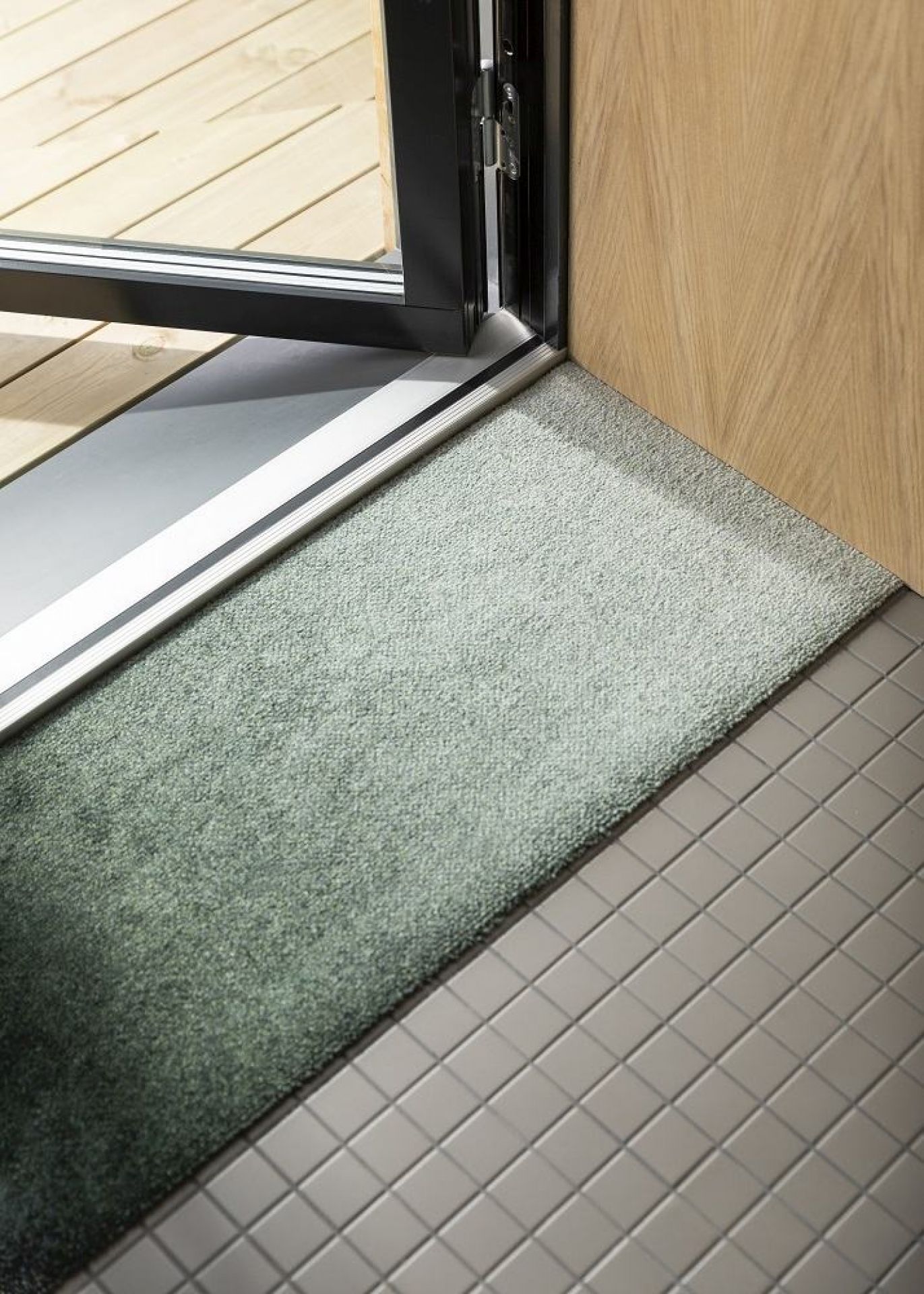 Dis Indoor / Outdoor Doormat Heymat