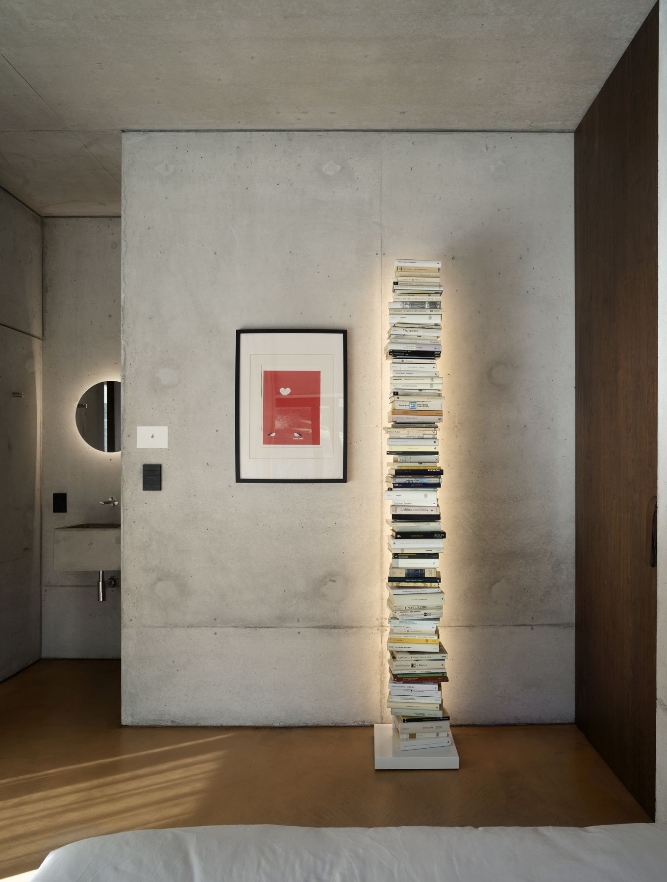 Ptolomeo Luce bookcase with lighting Opinion Ciatti