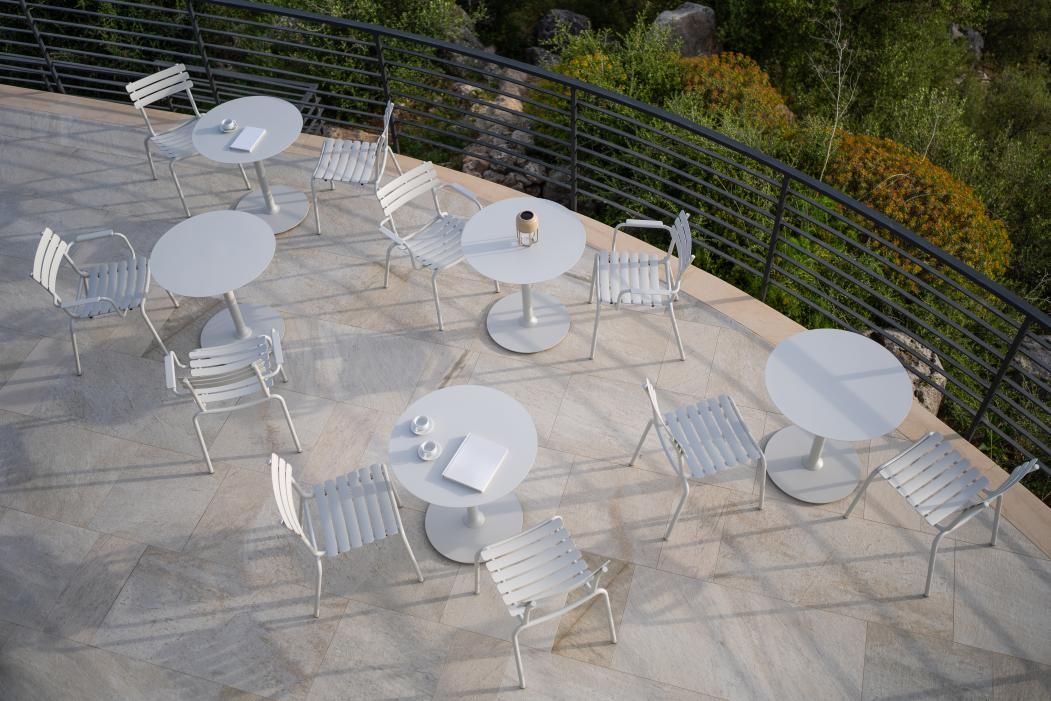 Pico Café Table Side Table Outdoor Houe