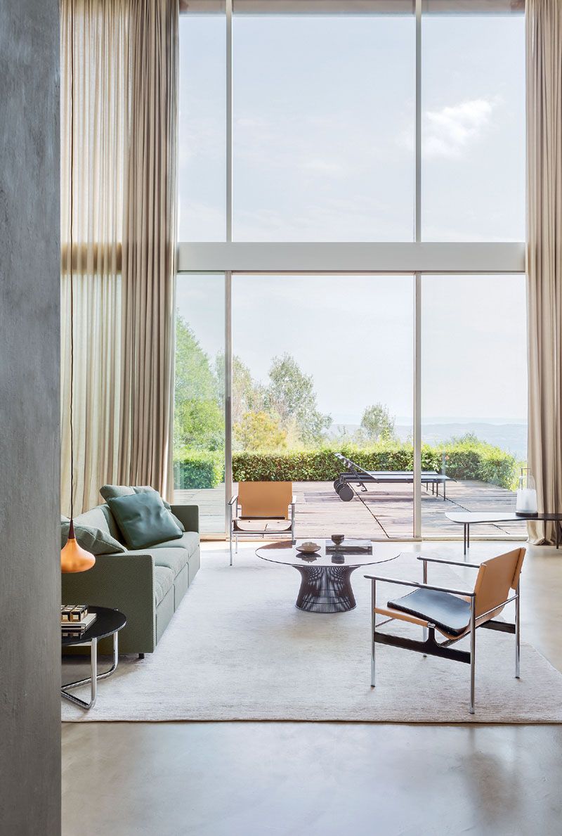Pollock Armchair Knoll International