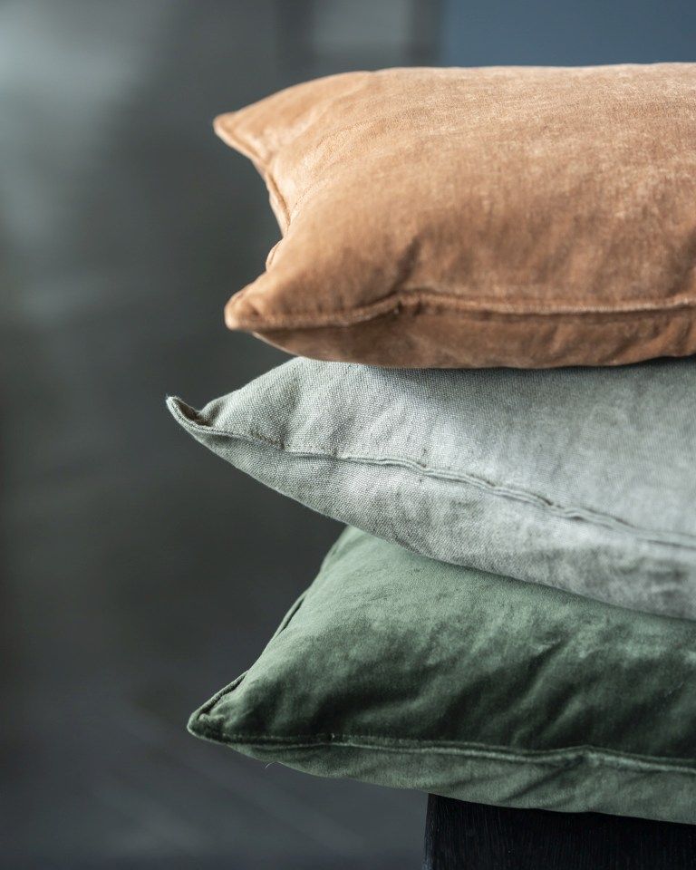Velvet cushion 60x40 cm Ethnicraft 