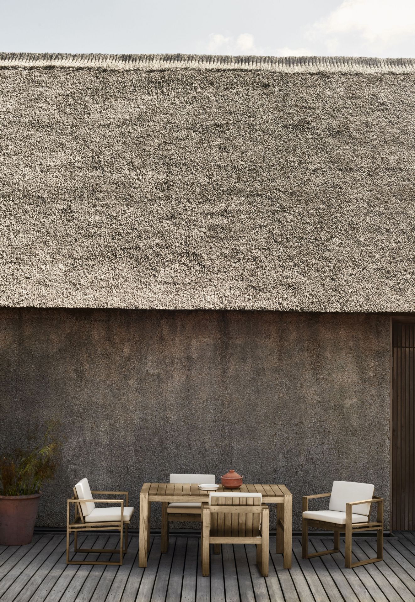 Kjaer Outdoor Dining Table Carl Hansen & Søn