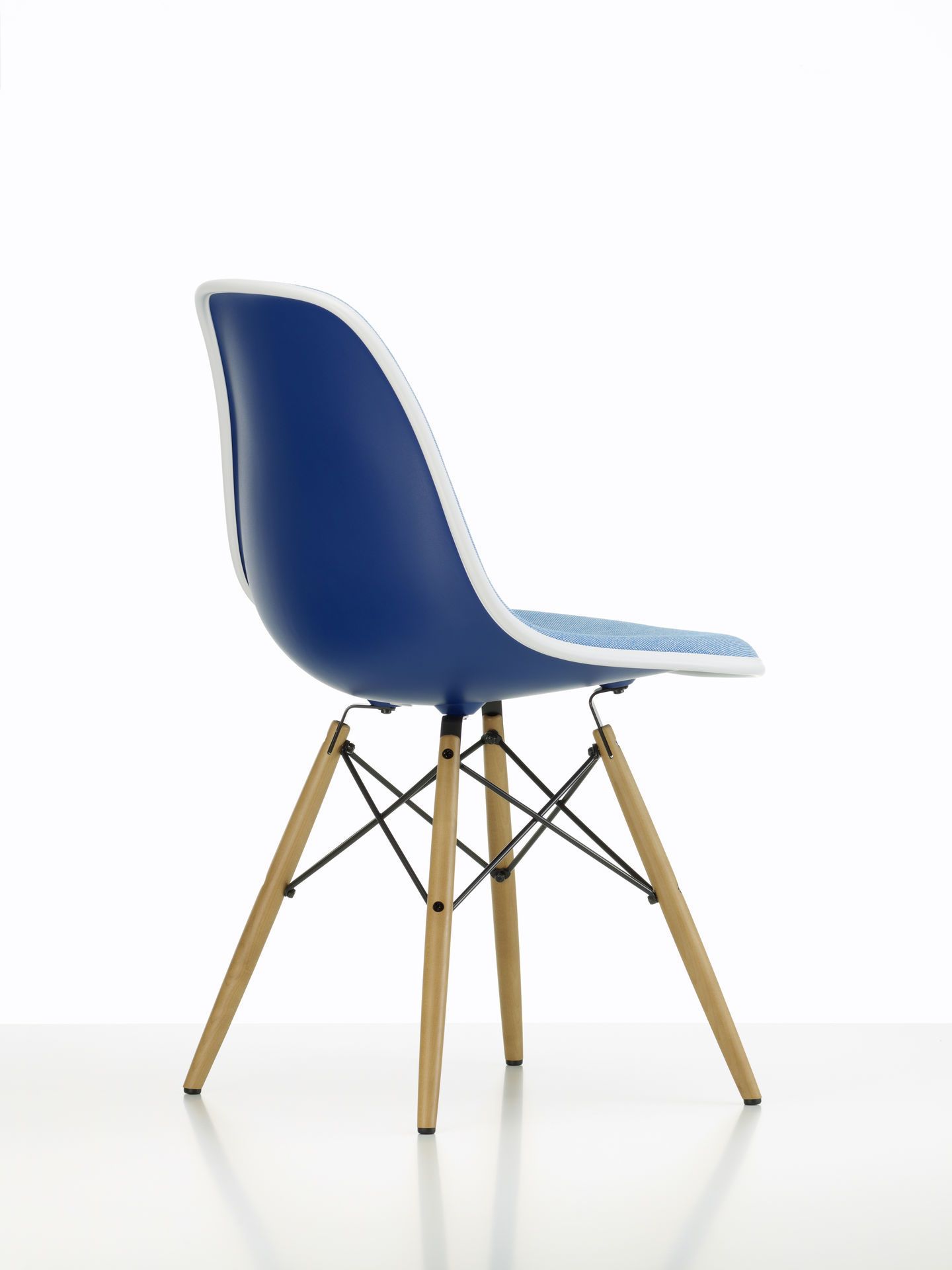 Eames Plastic Side Chair DSW Chair fully upholstered Vitra