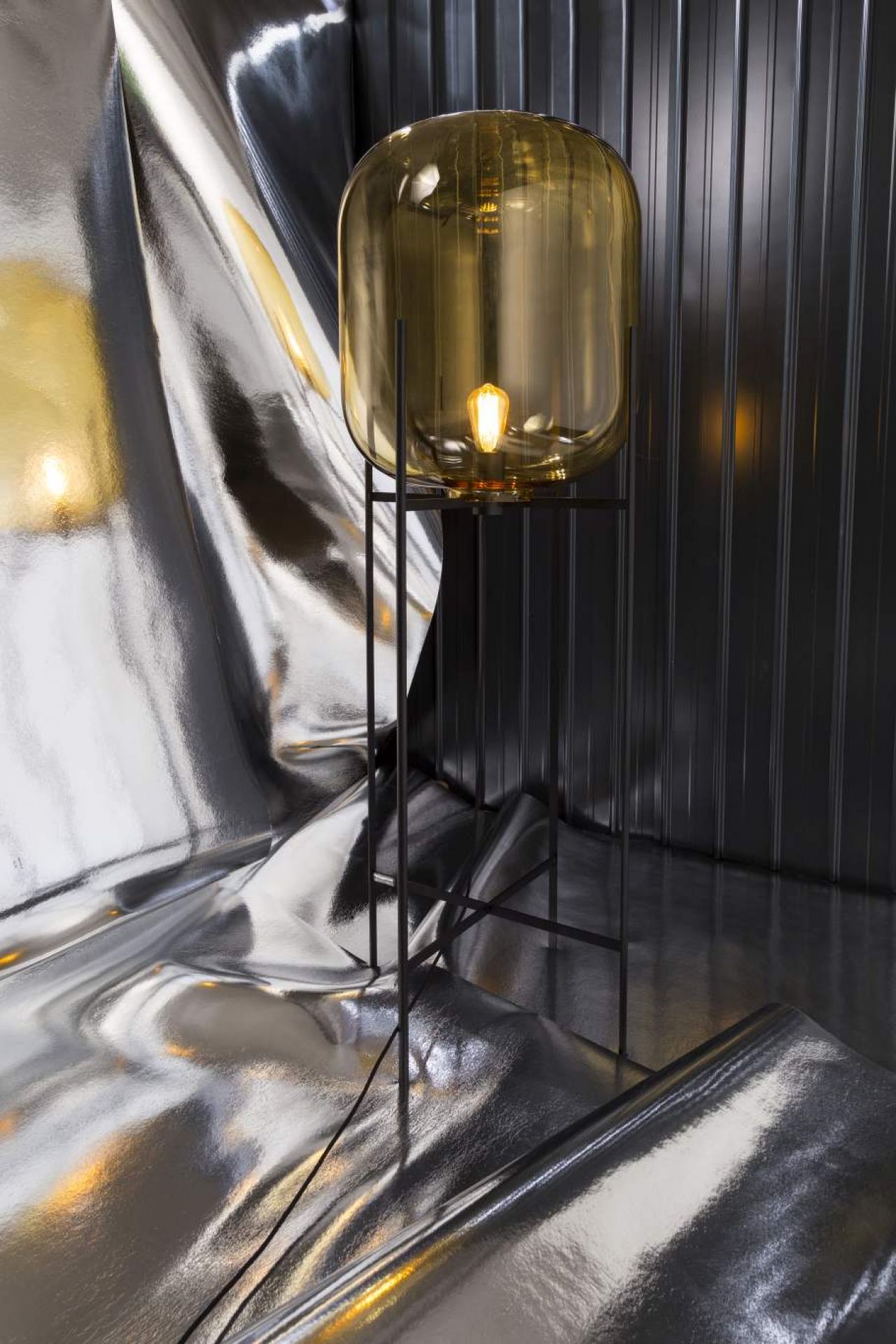 Oda Big floor lamp Pulpo