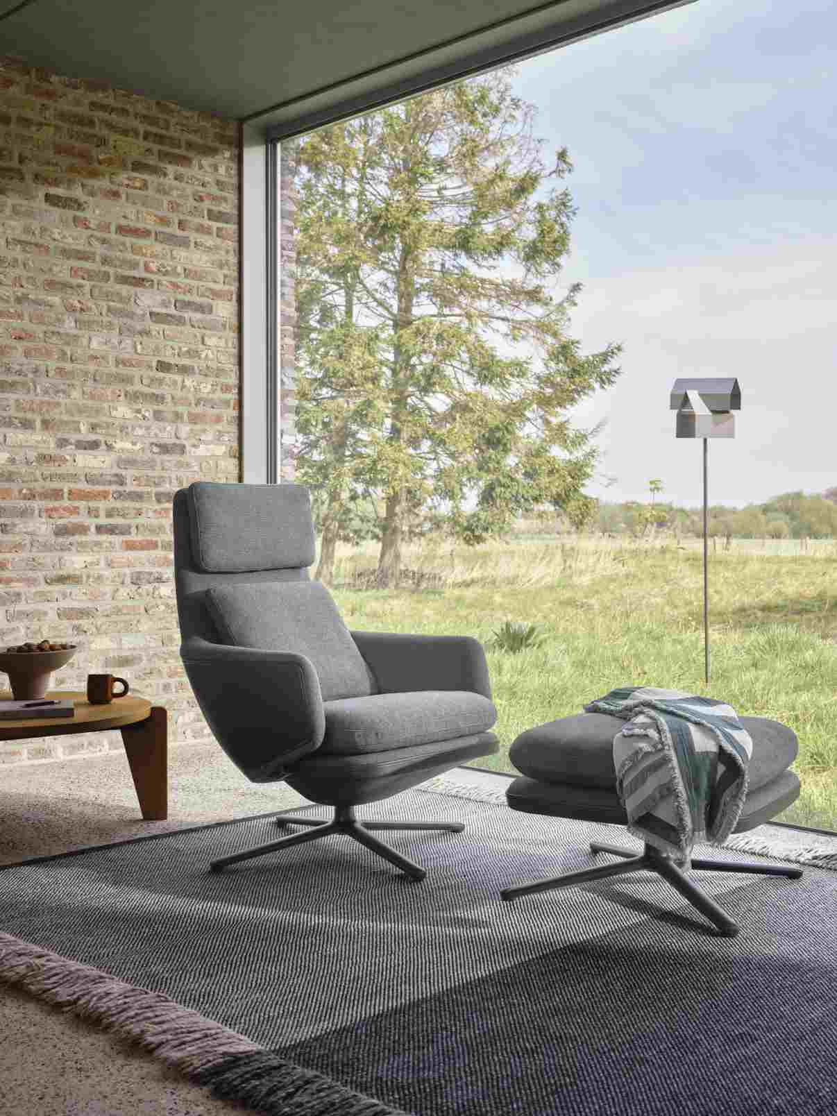 Grand Relax Armchair Vitra 
