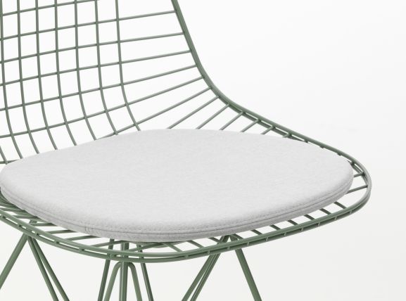 https://www.einrichten-design.com/thumbnail/c0/ca/05/1678714087/Vitra-Soft-Seats-Sitzkissen-Outdoor-1022_1920x1920.jpg