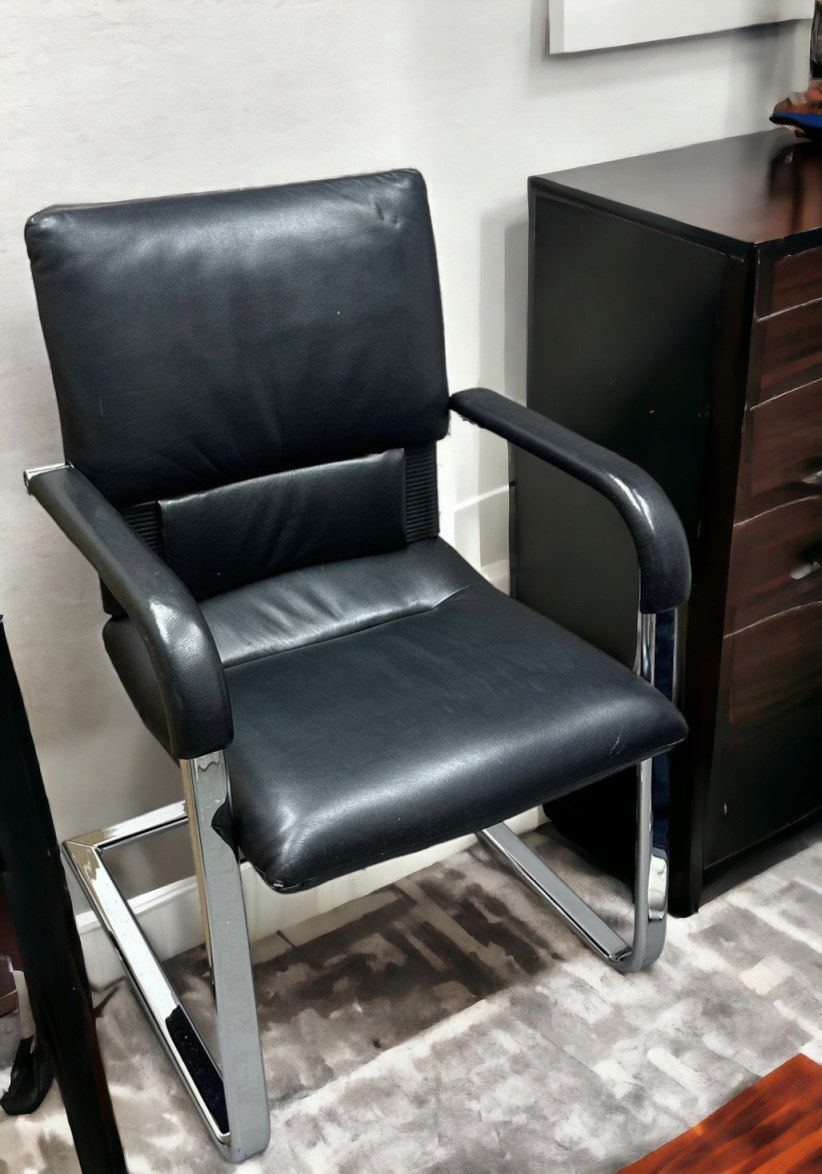 Figura metal cantilever chair Vitra USED MODEL