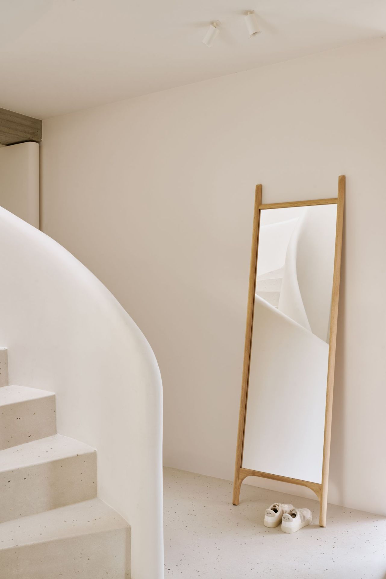 PI Mirror - Oak 190x55cm Ethnicraft