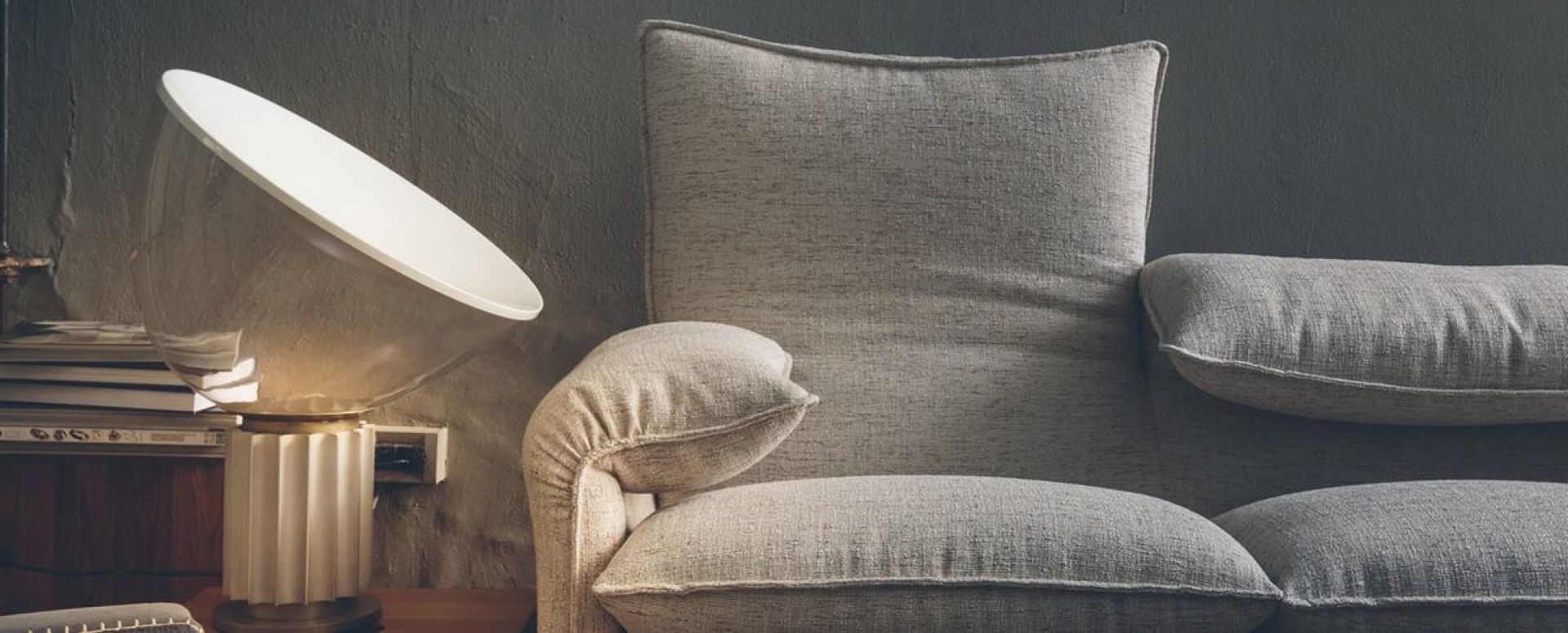675 Maralunga sofa 2-seater Cassina