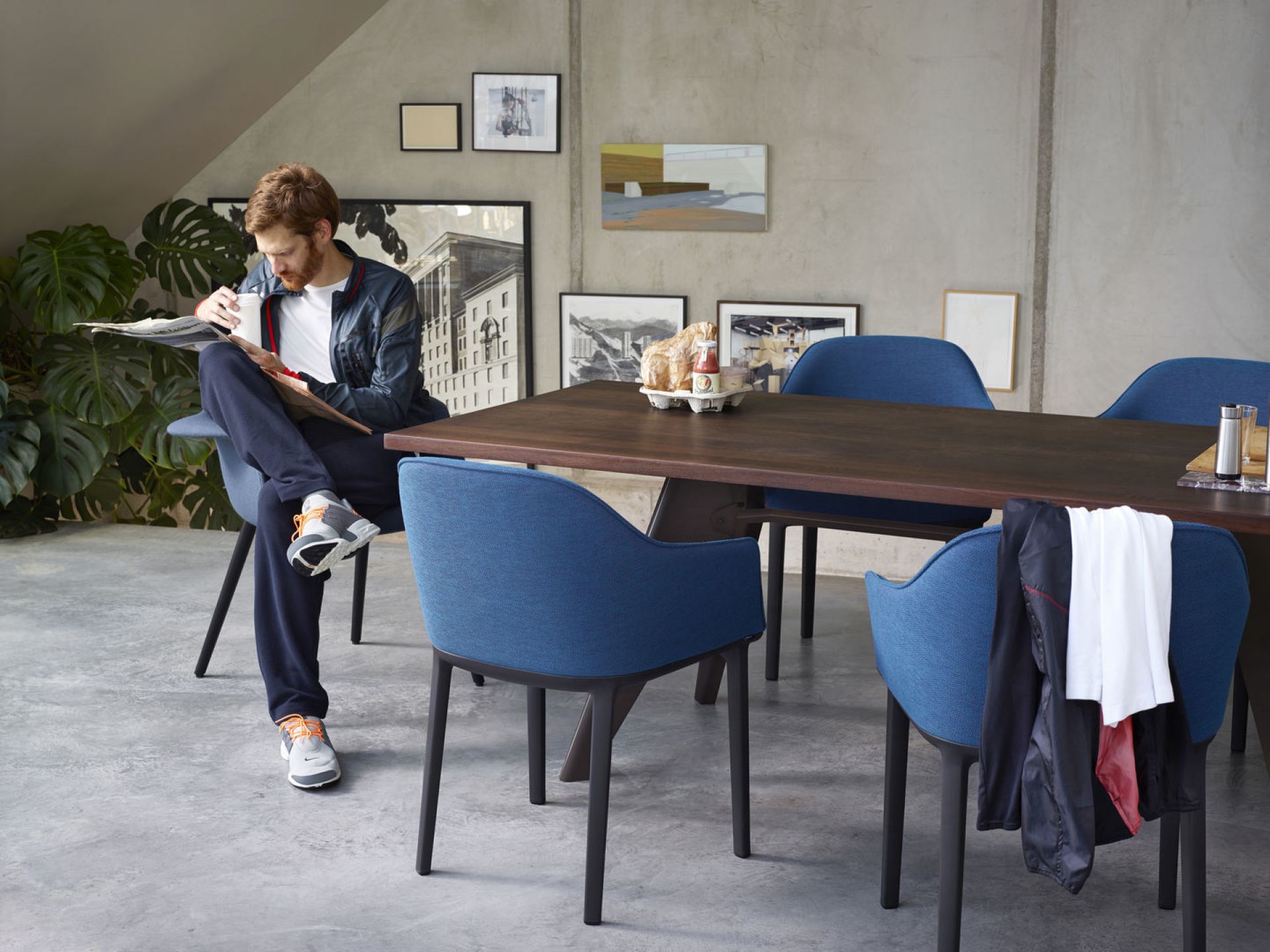 Organic Conference Conference Chair Vitra