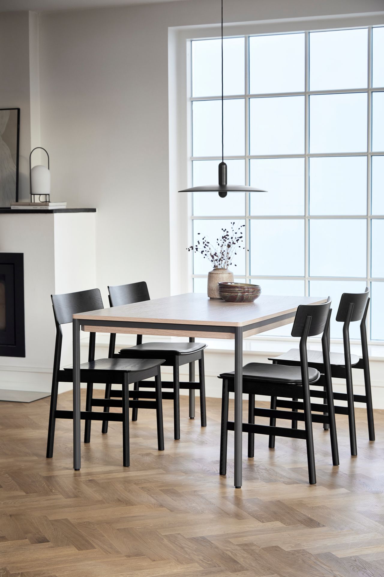 GHOST Table Lamp Woud