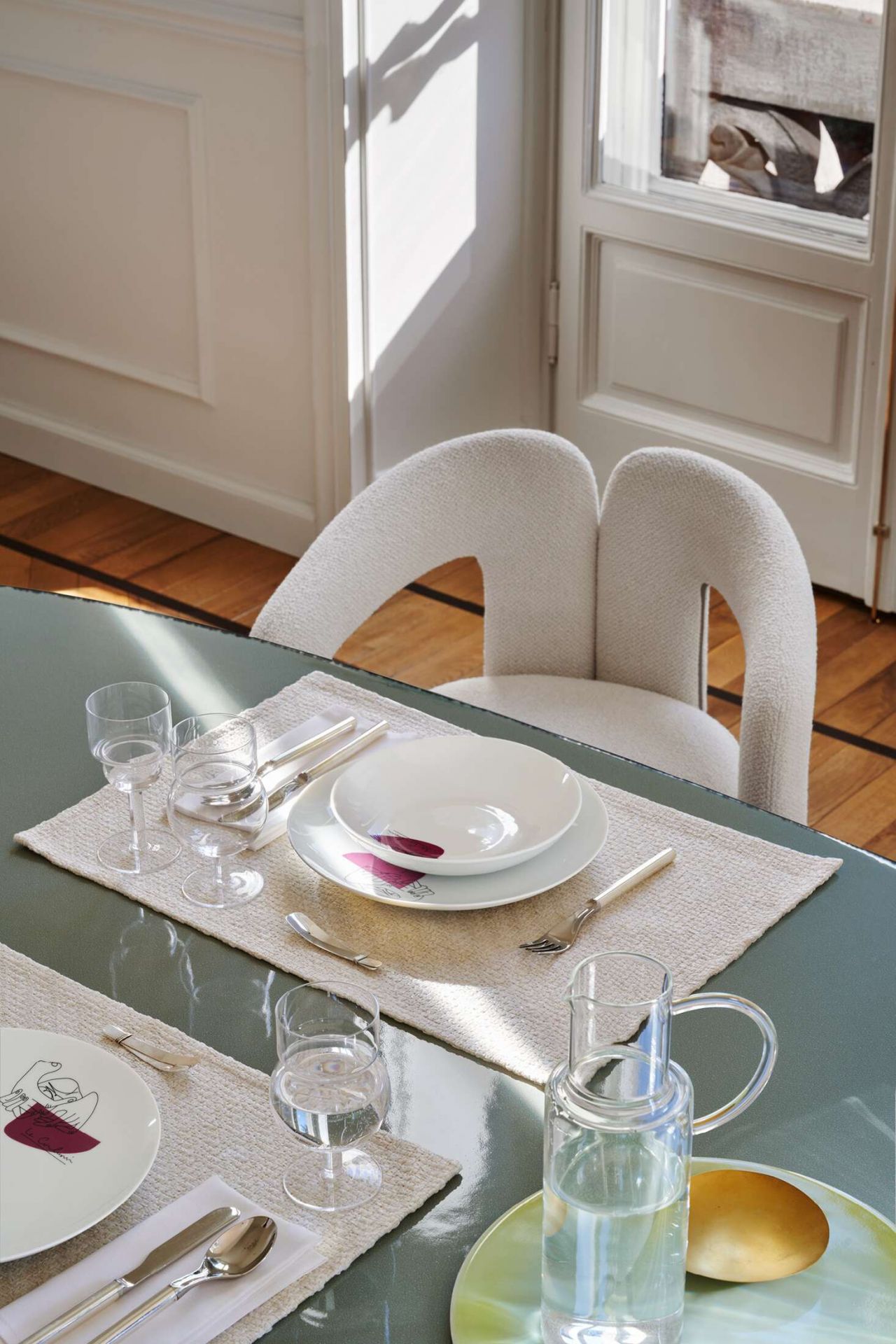 562 Dudet Armchair Cassina