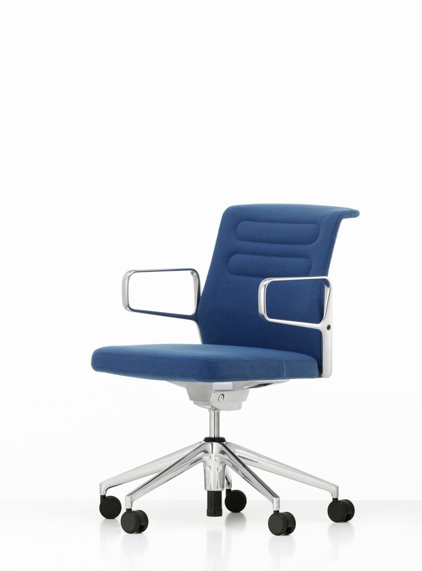 AC5 Studio Office Swivel Chair Vitra