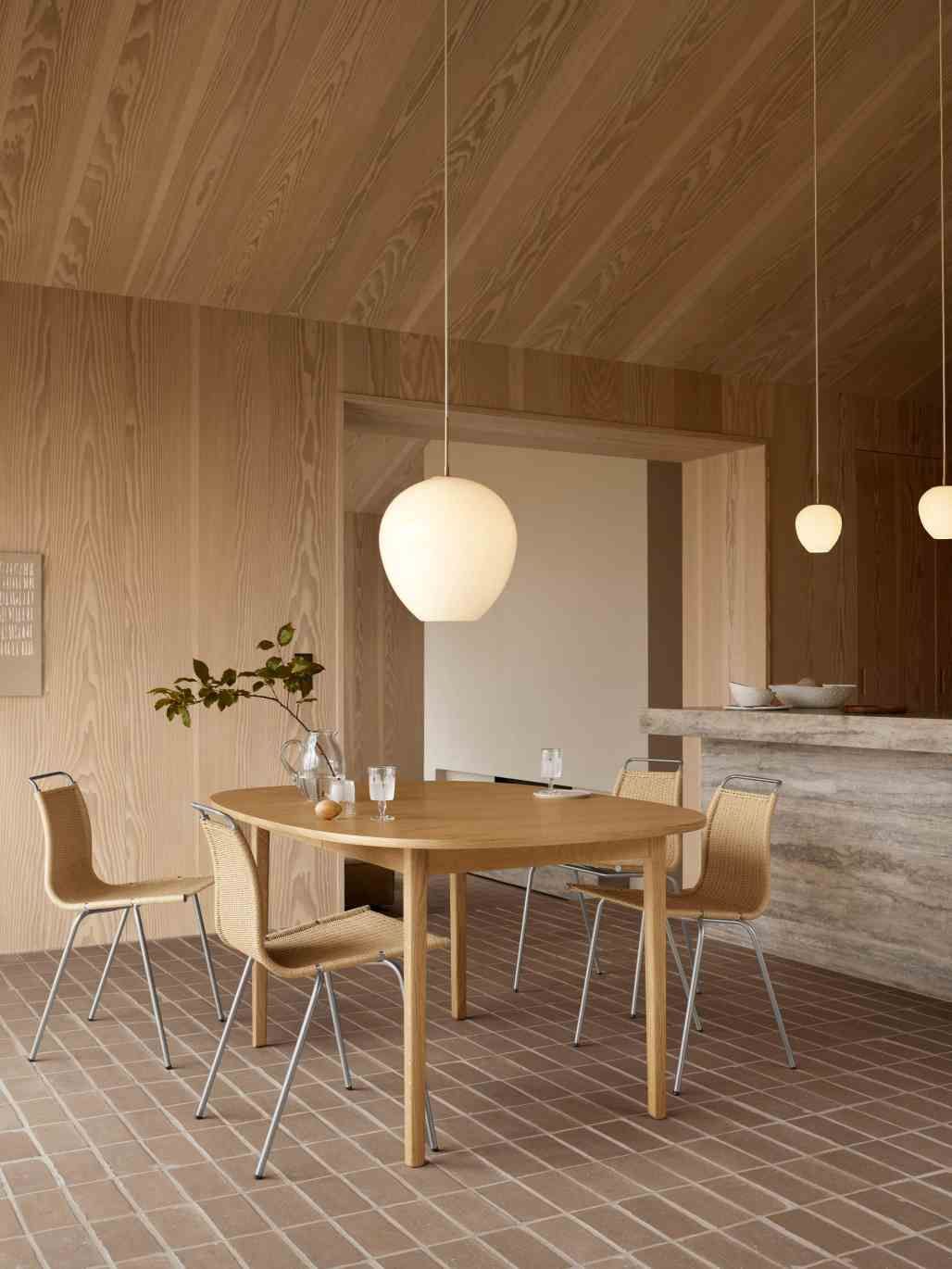 The Tulip pendant light Carl Hansen & Søn