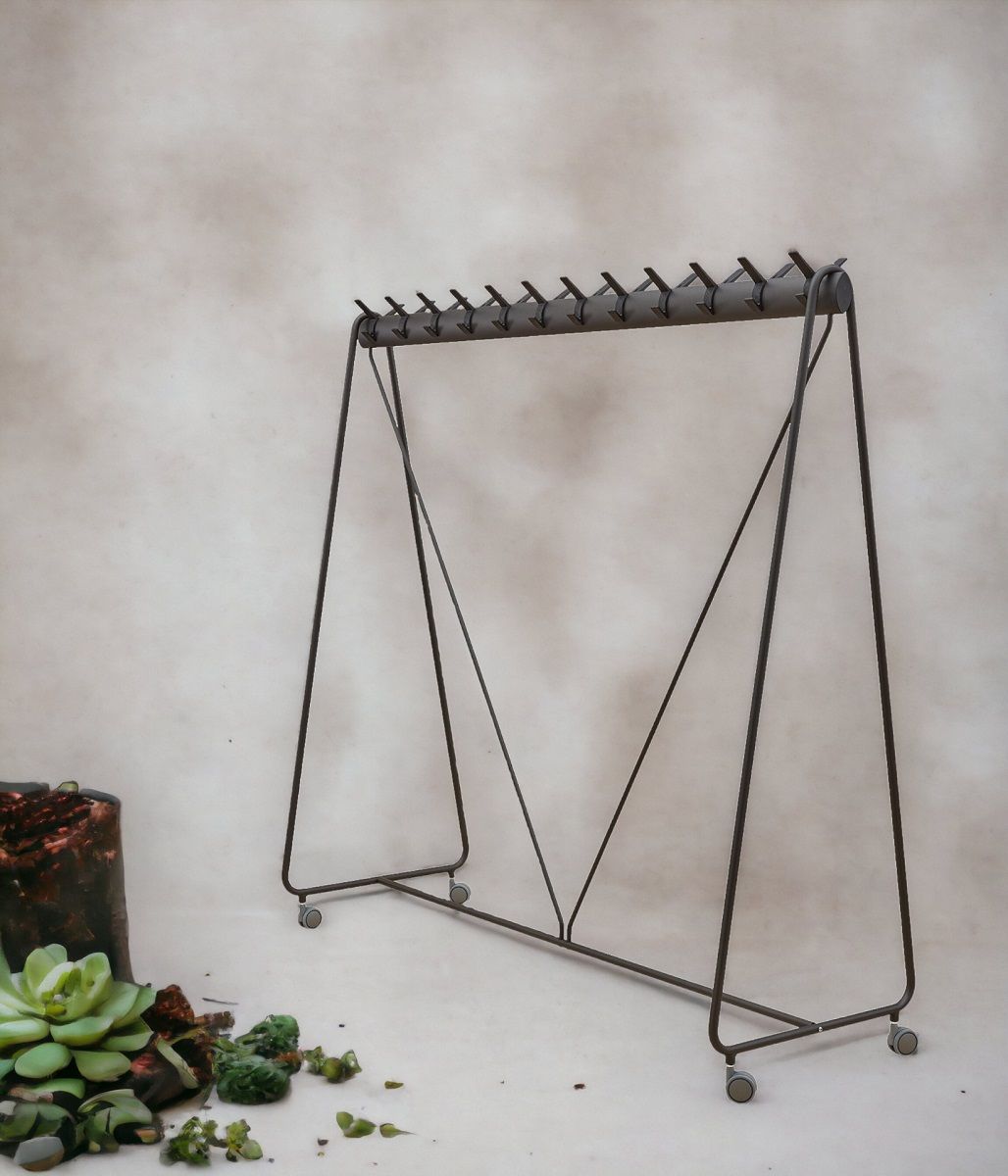 Ellipse Coat hanger on wheels with 24 hooks Segis