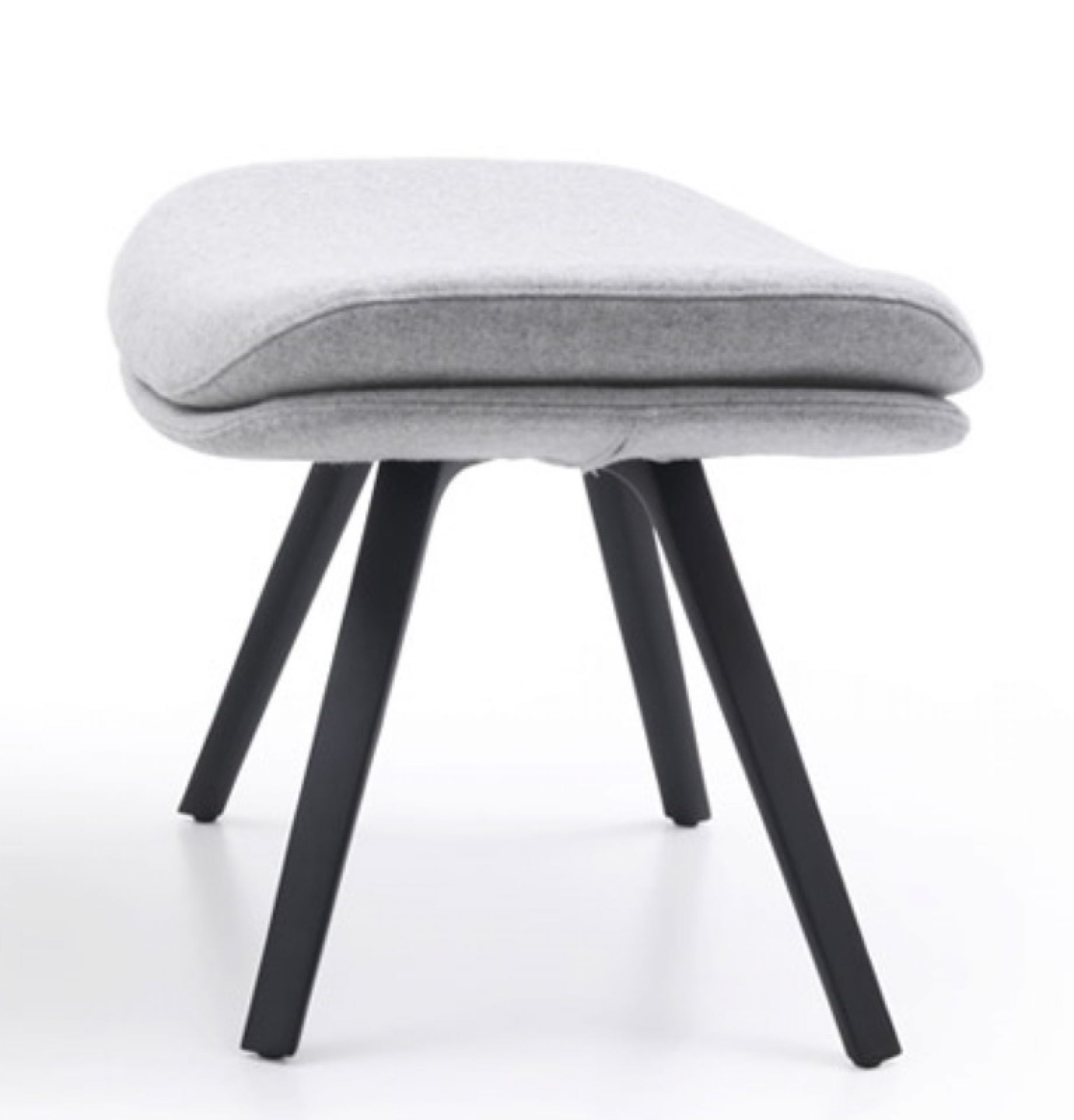 395 P22 Foot rest Cassina