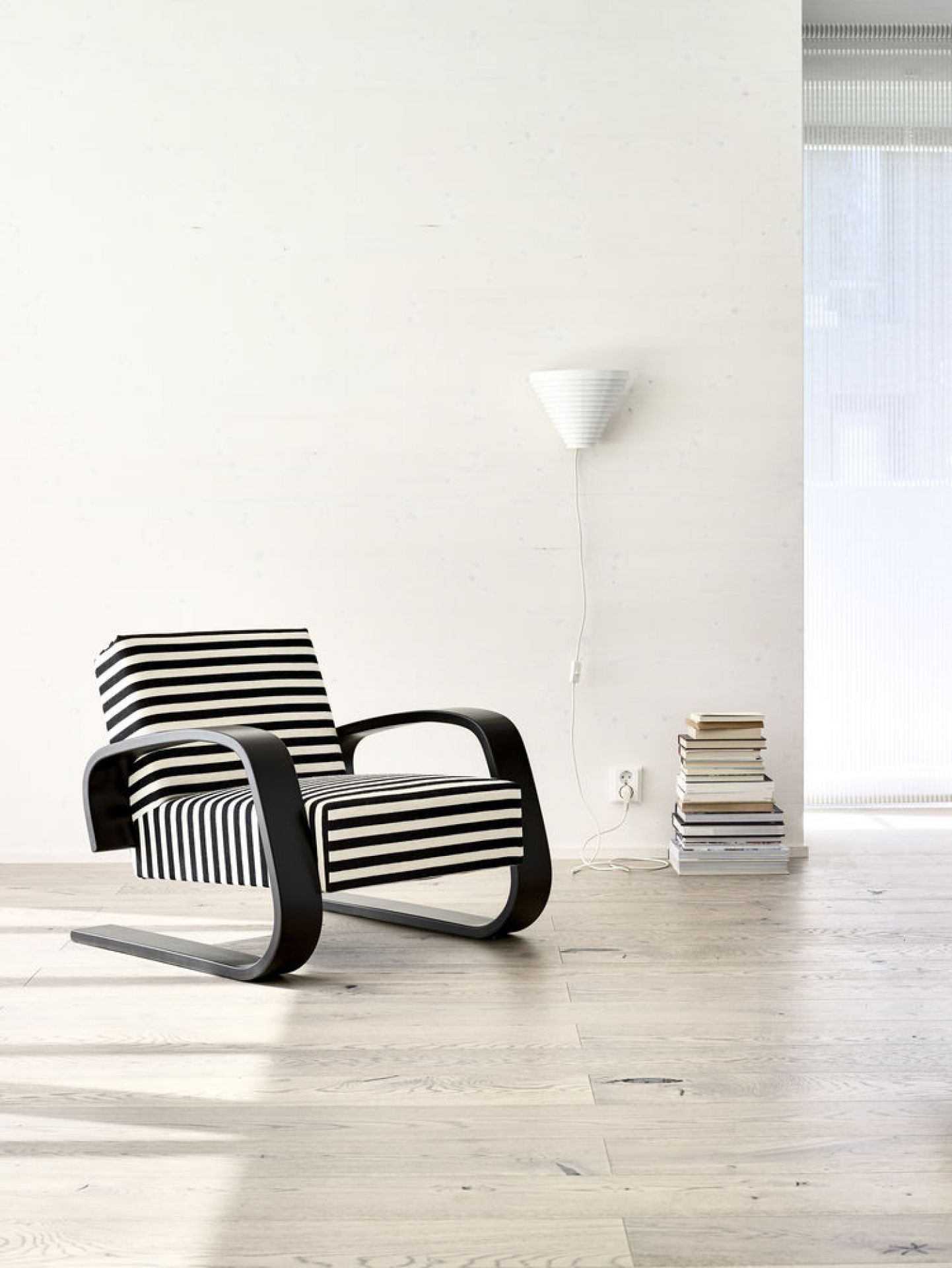 A910 wall lamp Artek