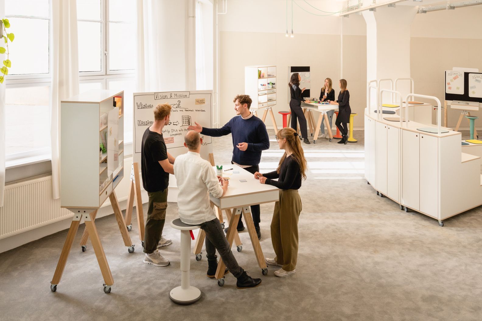 What if We Fly Taskboard W 240 cm Whiteboard Large Media Wall Interstuhl 