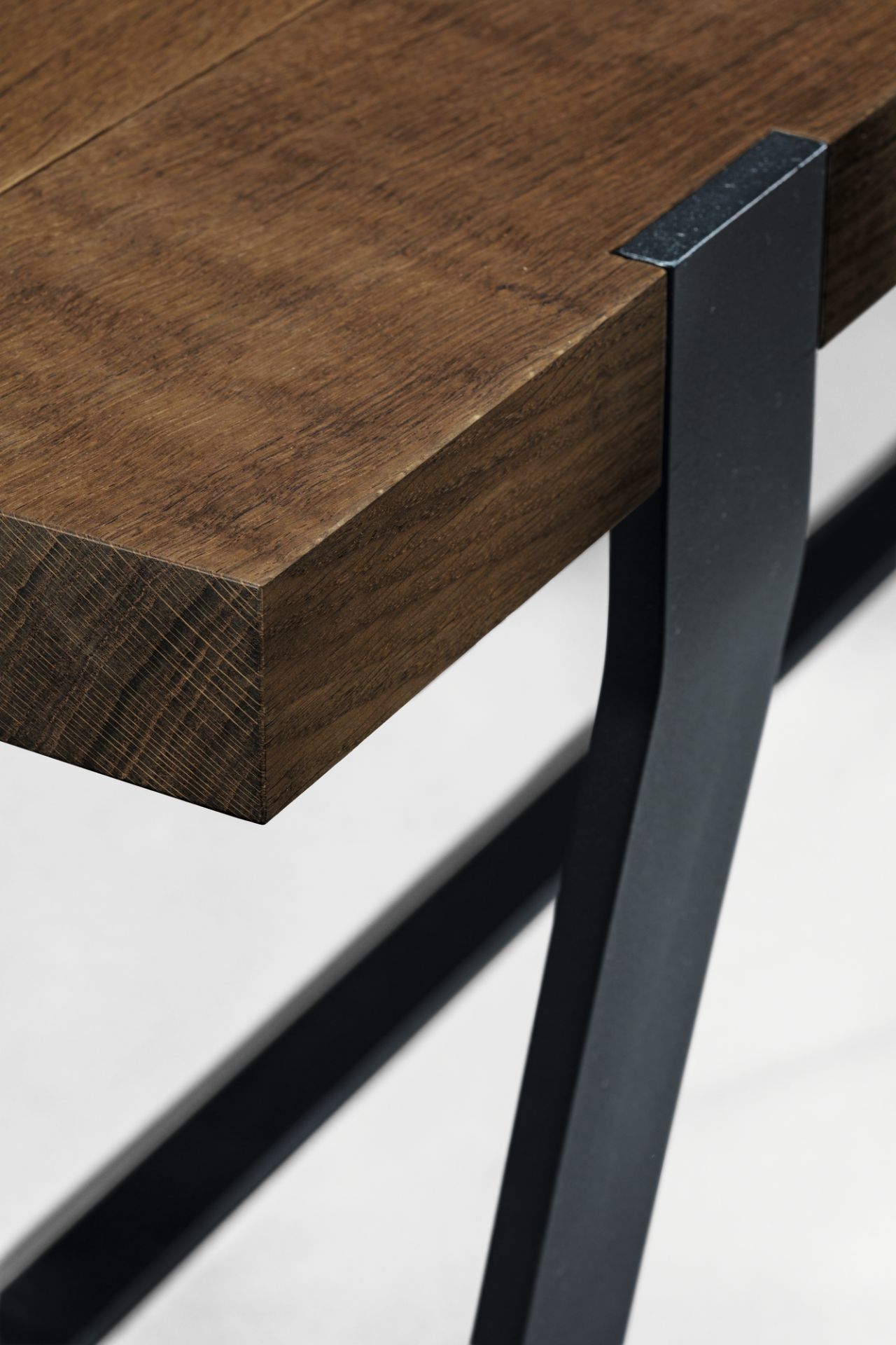 BB 11 Clamp Table limed Oak Janua