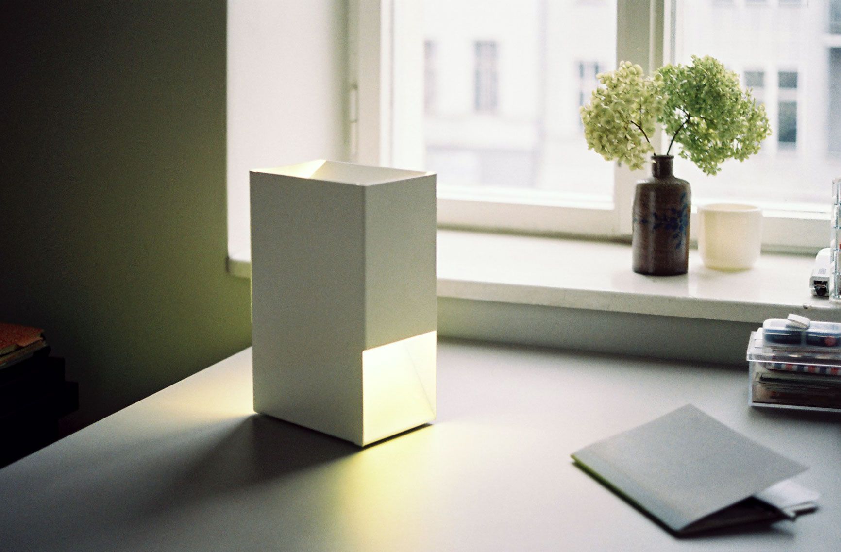 Table lamp Linea1 by Müller Möbelwerkstätten