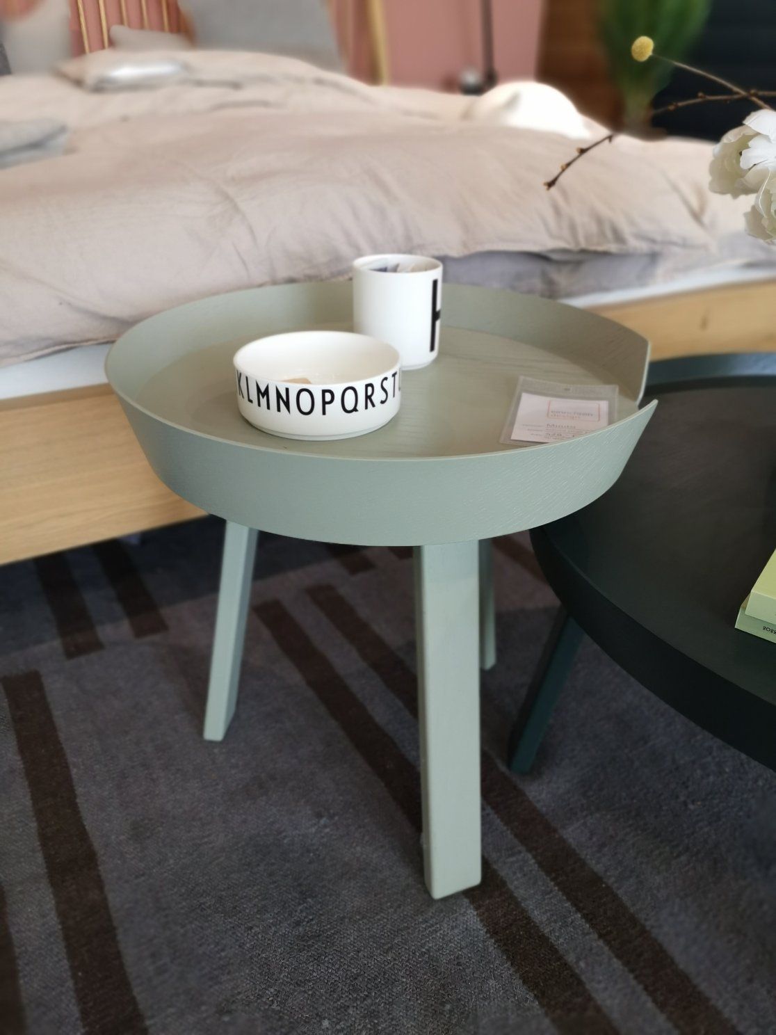 Around Coffee Table Small Side DUSTY GREEN Table Muuto EXHIBITION PIECE