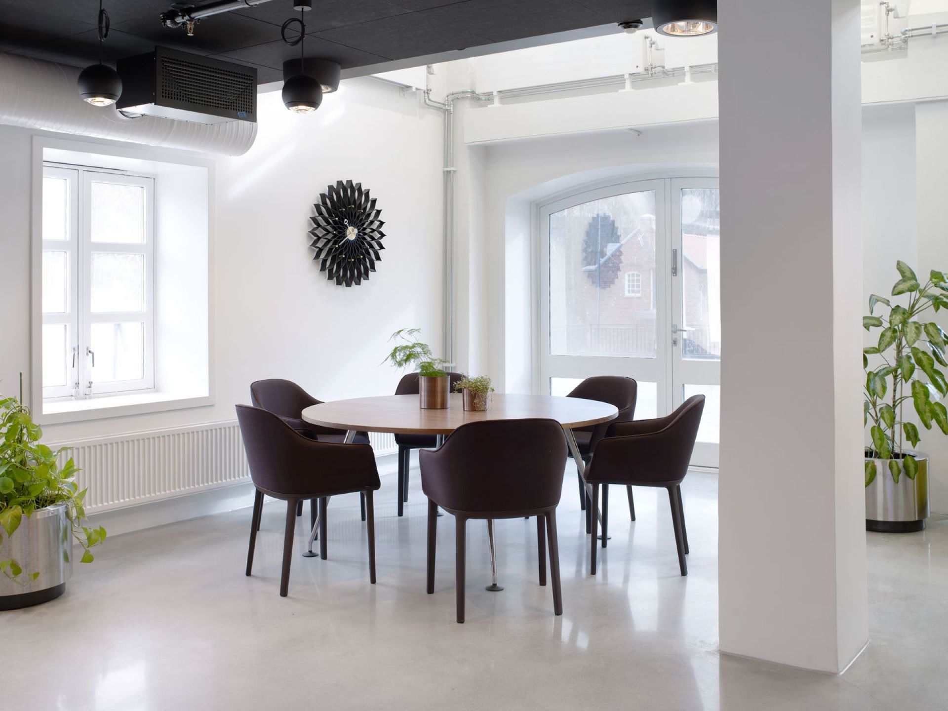 Softshell Chair Four-legged Chair Vitra