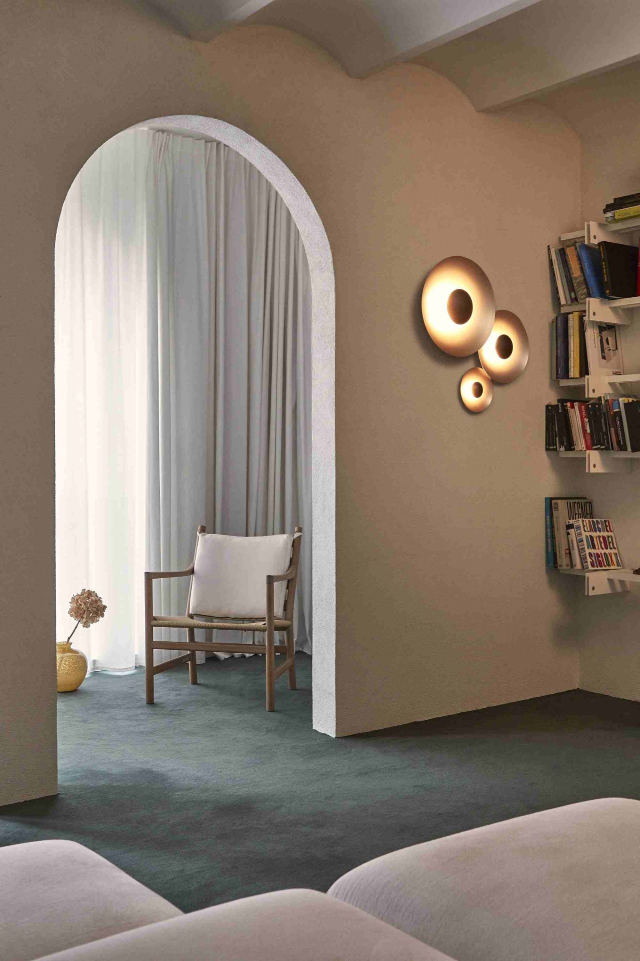 Ginger 32 C LED Ceiling light marset oak-oak