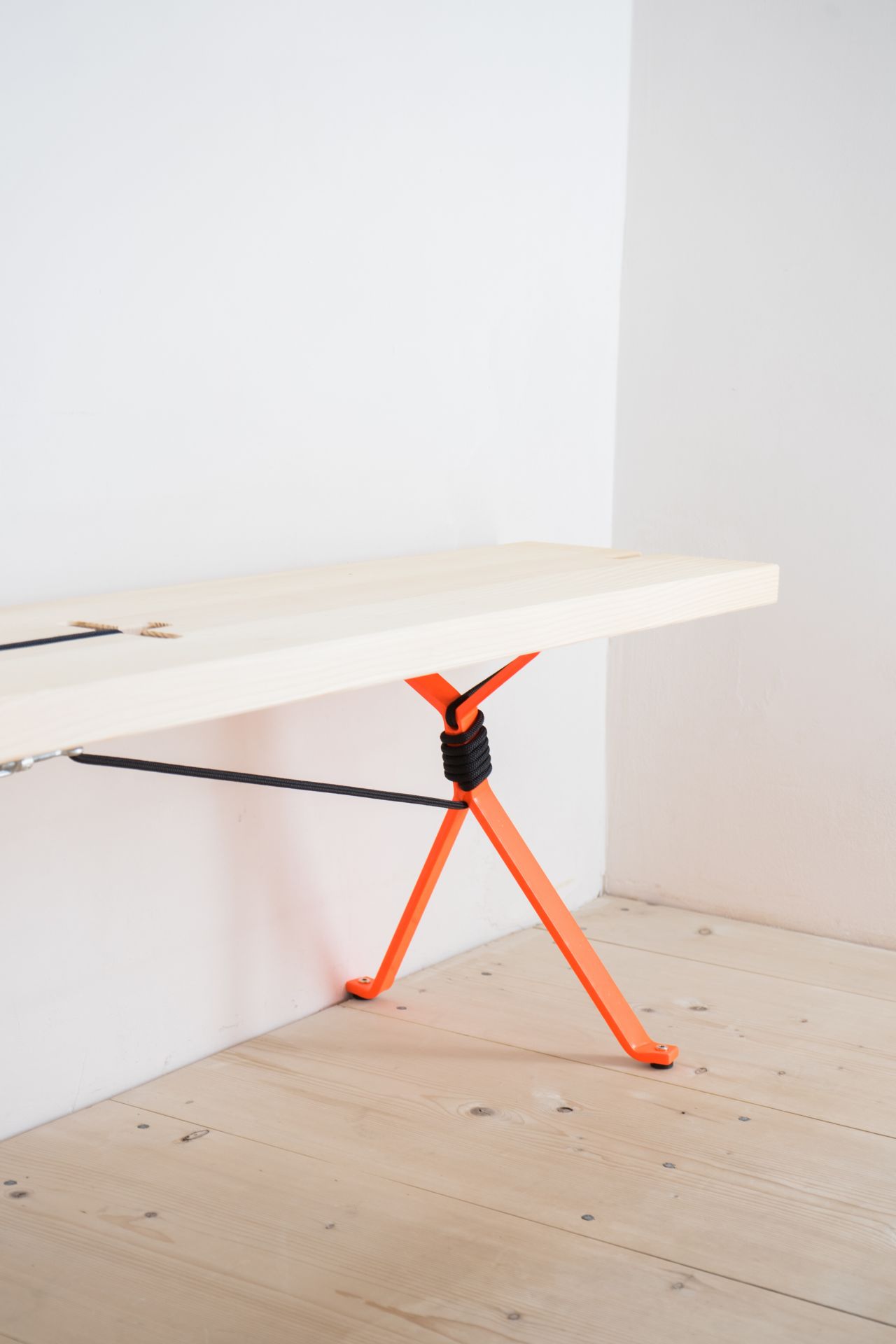 Kampenwand Bench Nils Holger Moormann
