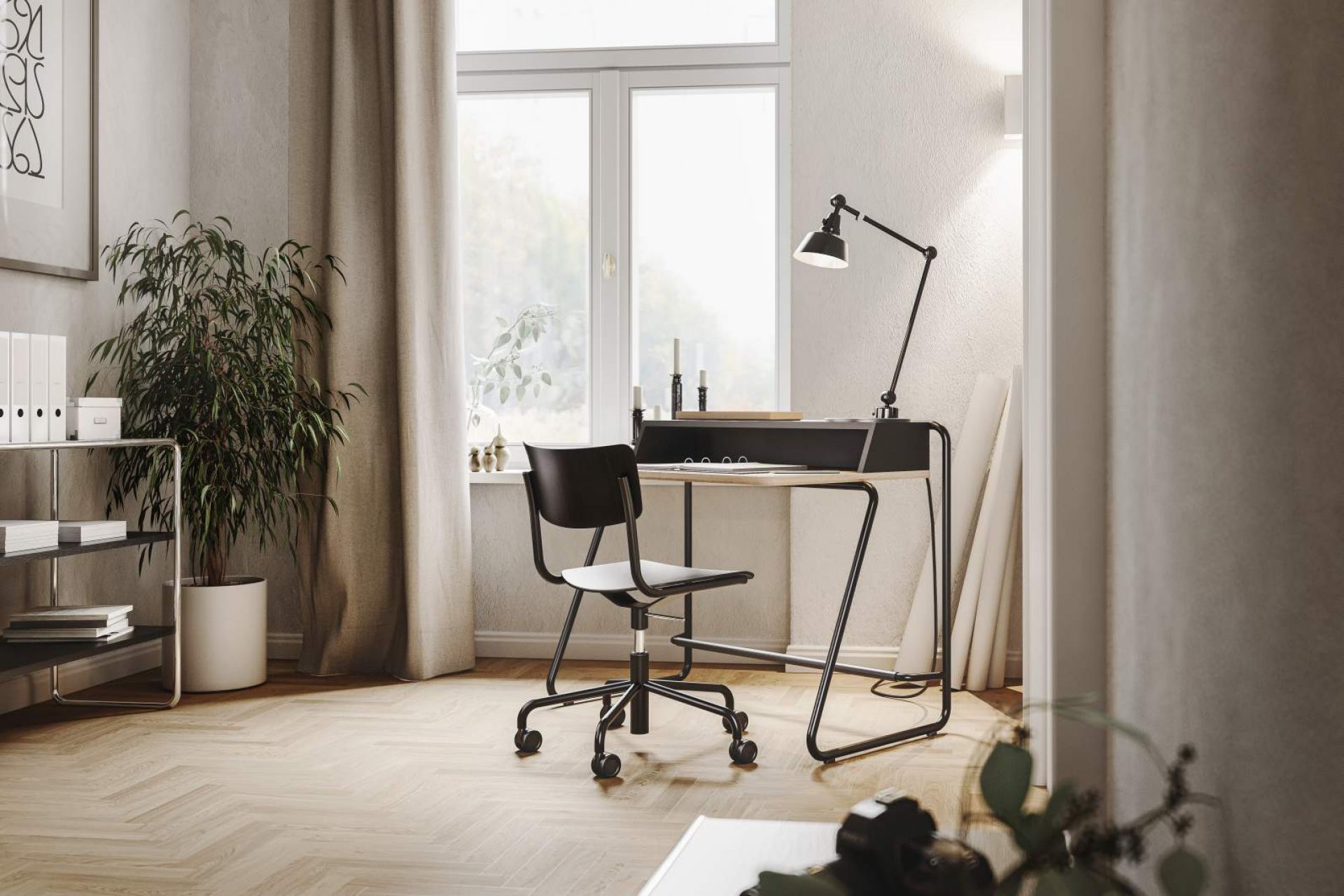 S 43 DR Swivel Chair Thonet