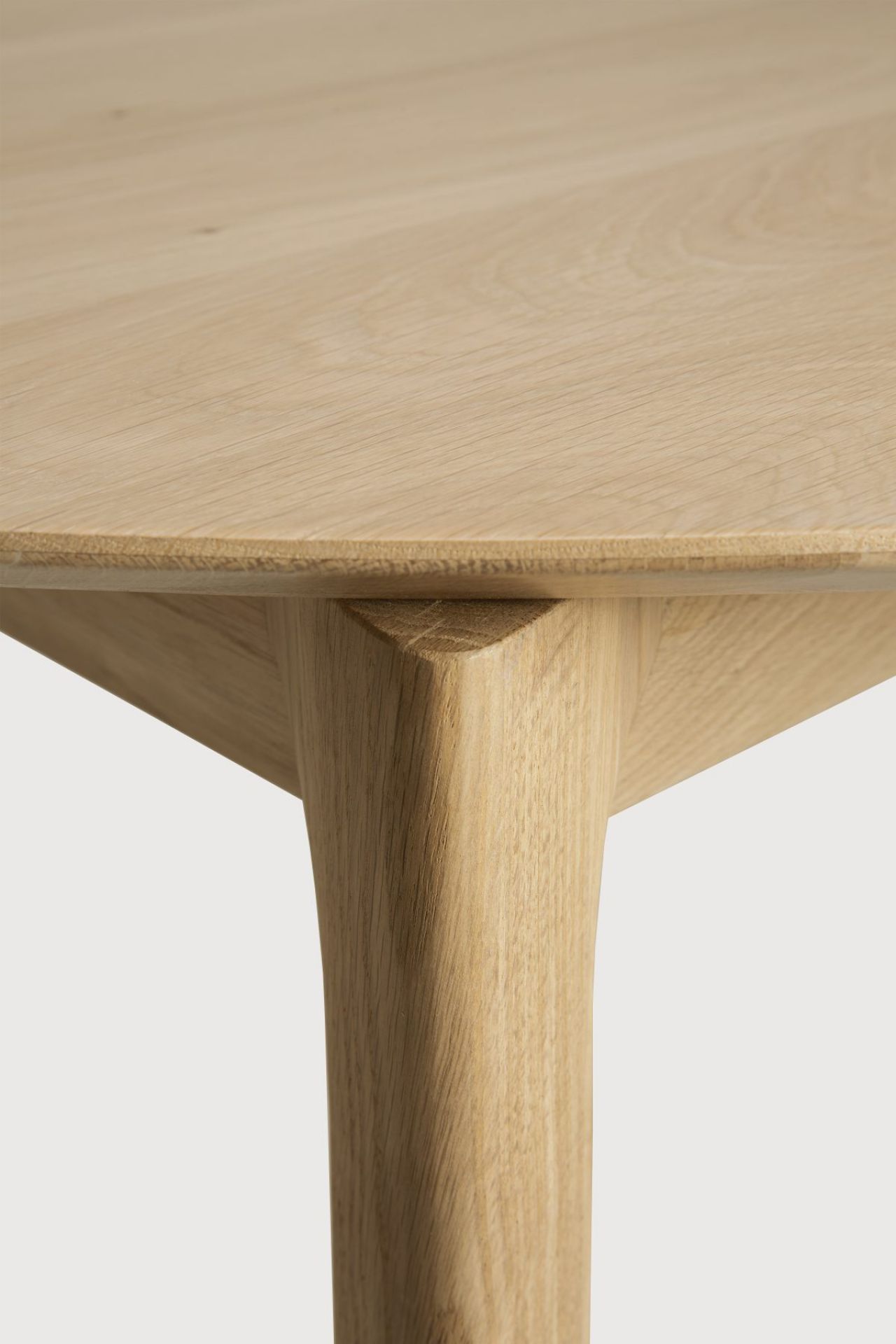 Bok Oak Extendable Table Round Ethnicraft