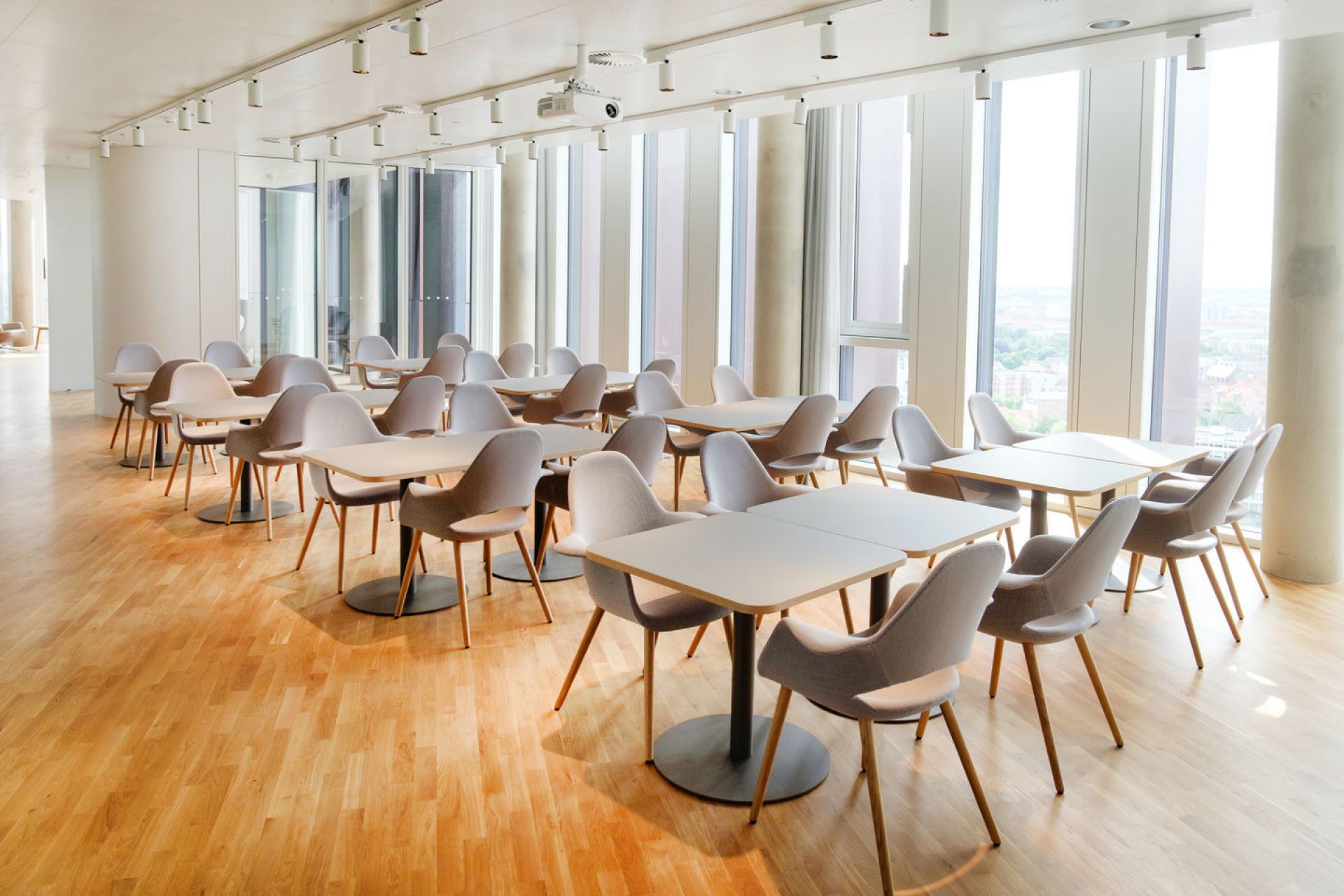 Organic Conference Conference Chair Vitra