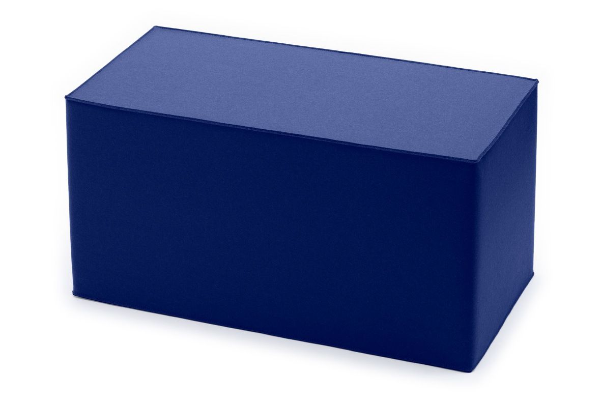 Cuboid seating stool Hey Sign