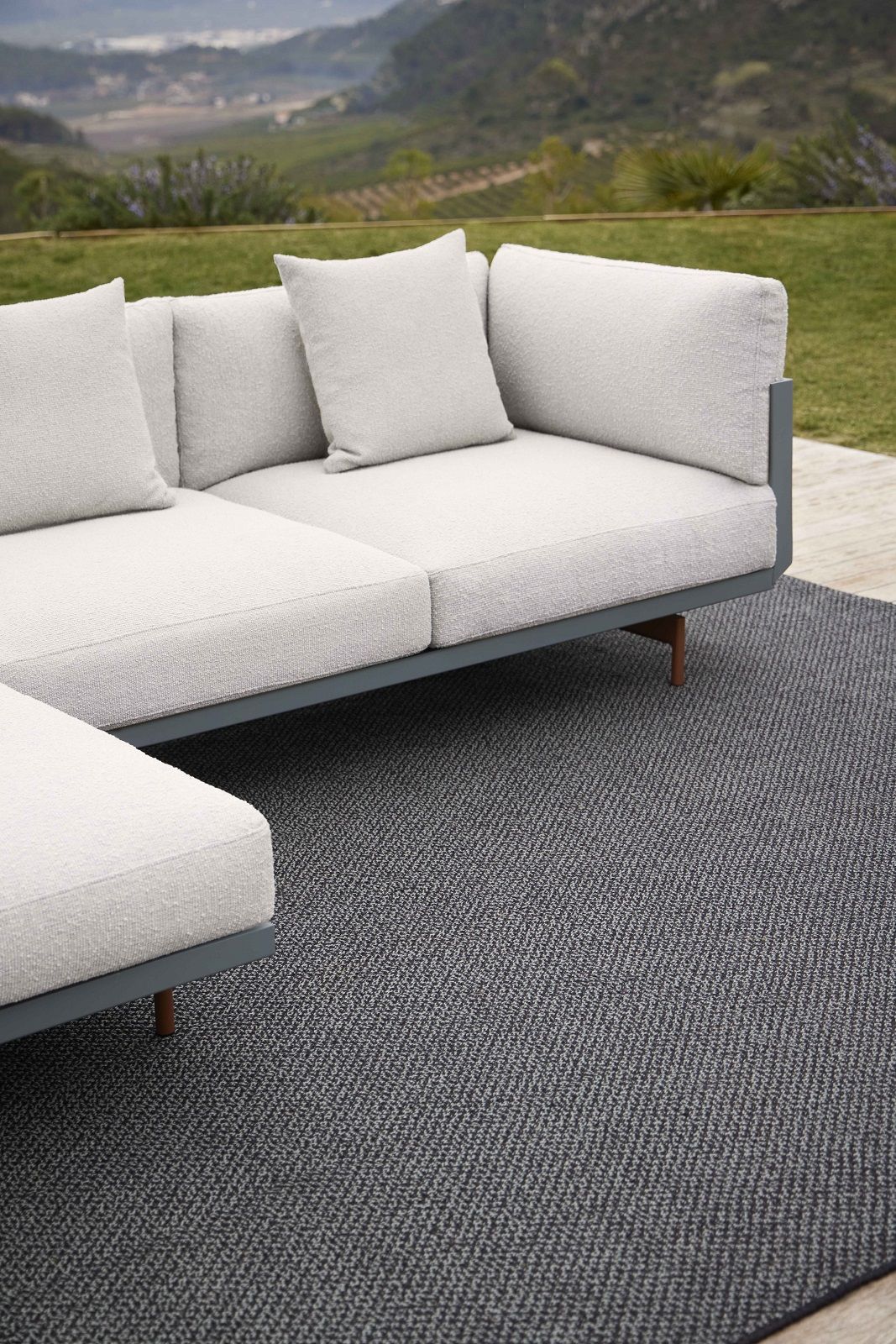 Saline Outdoor Rug Gan