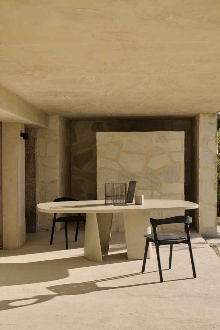 Canyon dining table outdoor concrete Ethnicraft