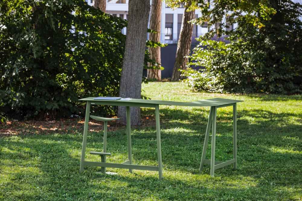 Bolder High Stool Outdoor Fermob