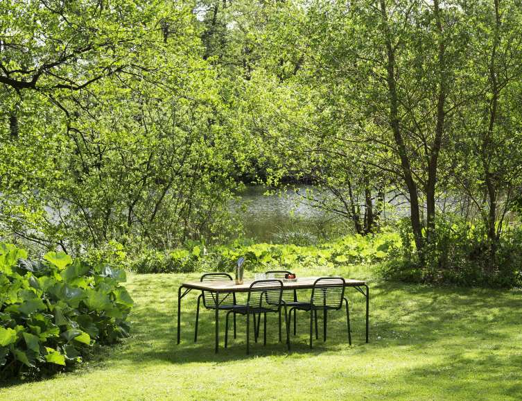 Vig Table 90 x 200 cm Table Outdoor Normann Copenhagen  