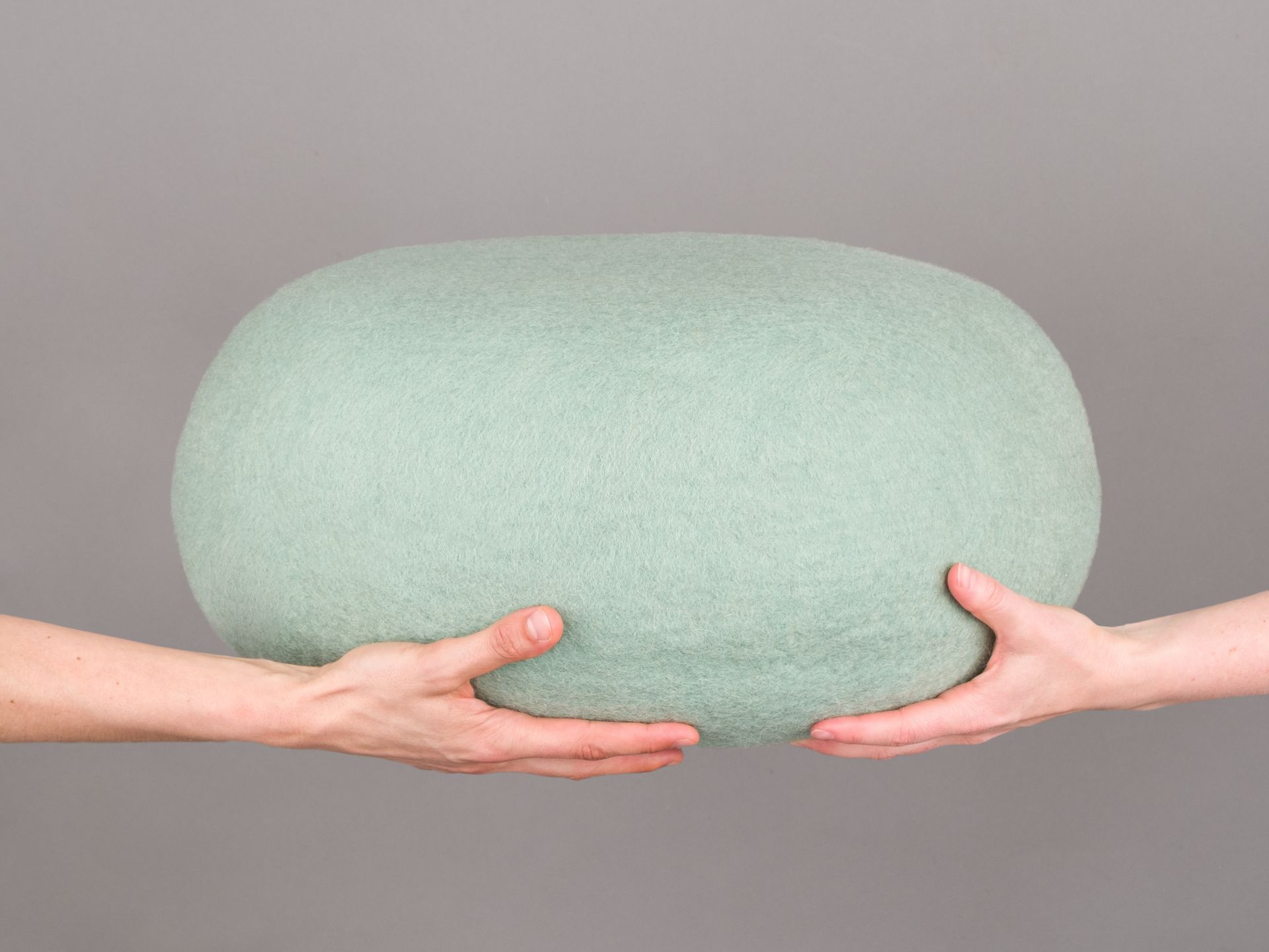Felt Colour Pouf M Fine myfelt