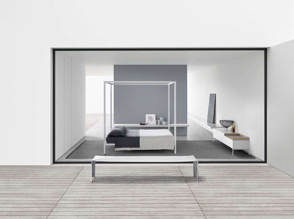 Aluminium Canopy bed laquered MDF Italia