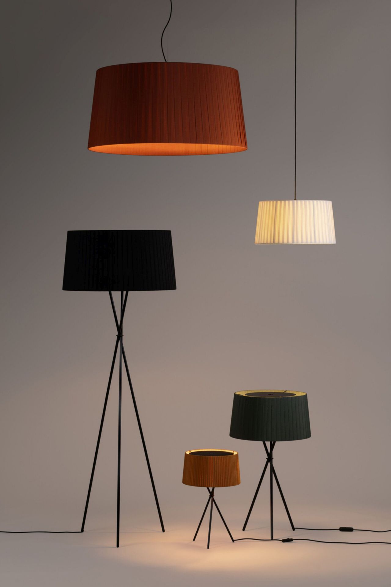 Tripode G6 Table Lamp Santa & Cole