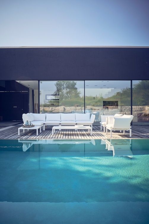 Fiam Domino outdoor sofa 2-seater with armrests and cushions Jan Kurtz