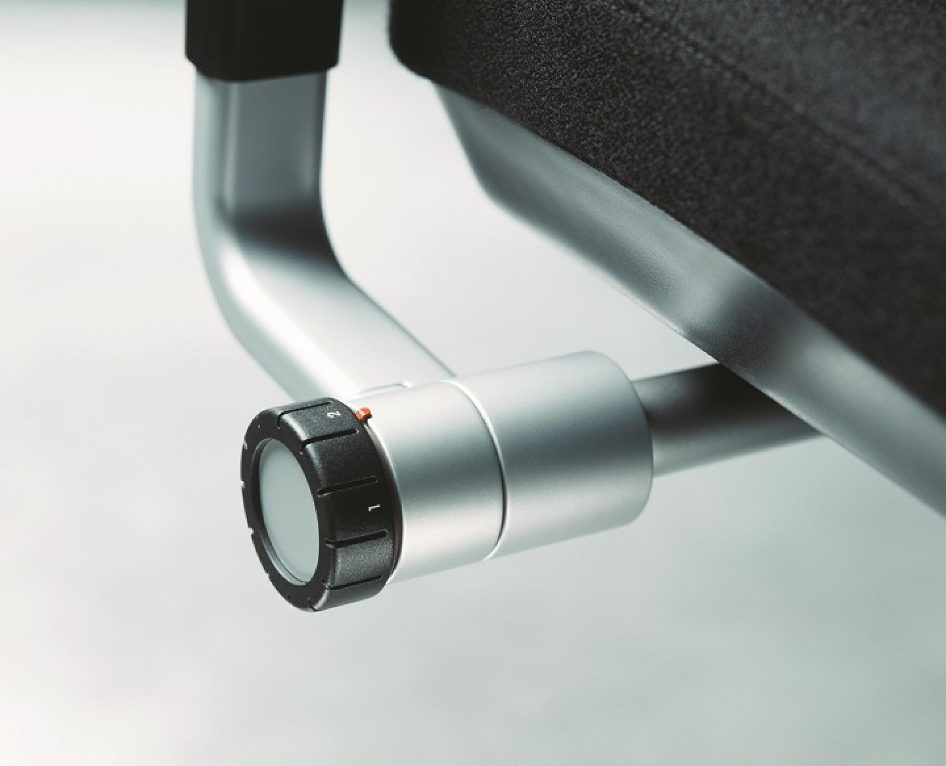 Please Swivel Chair from Steelcase Action model