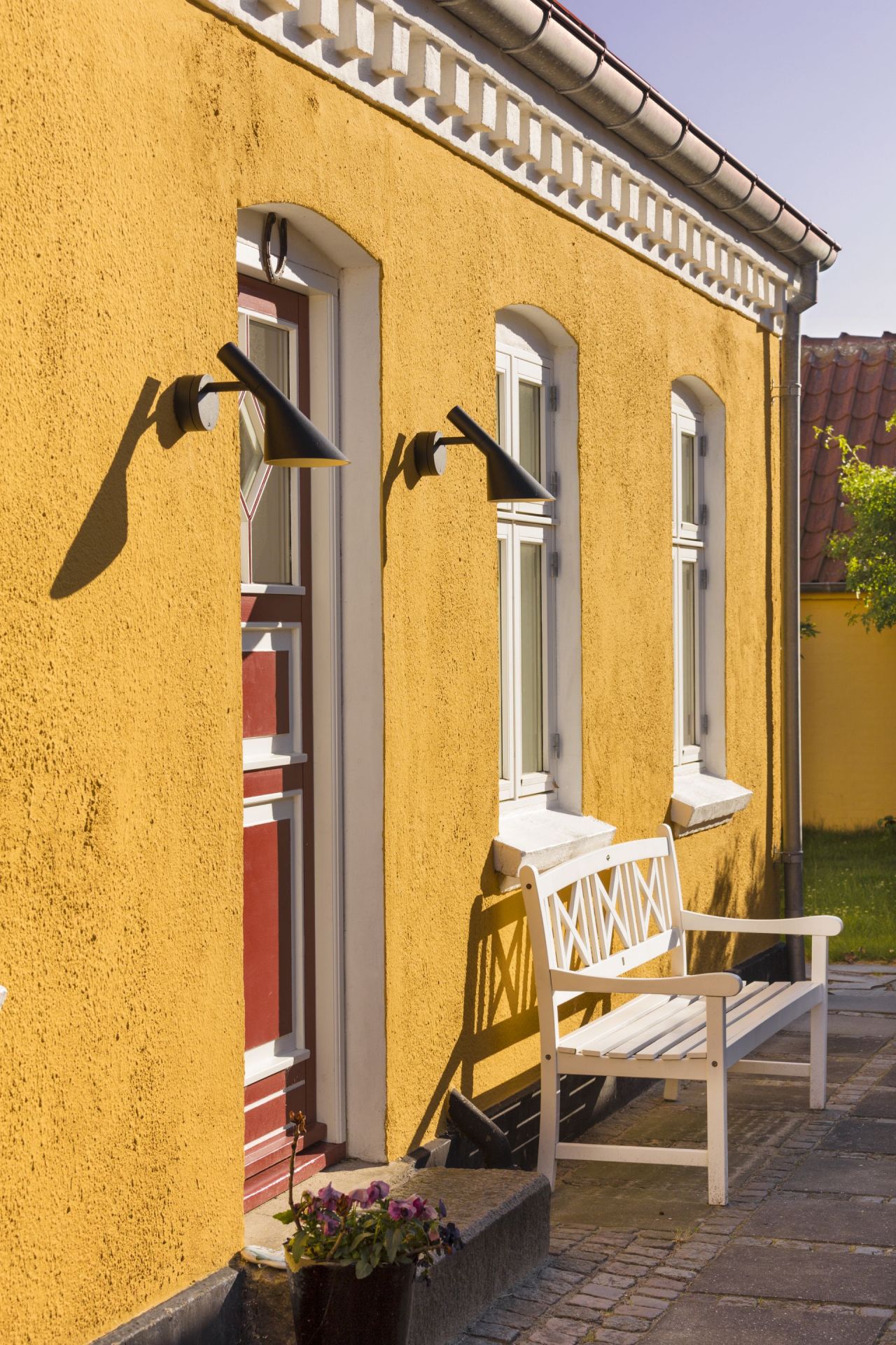 AJ 50 Outdoor Wall Light Louis Poulsen