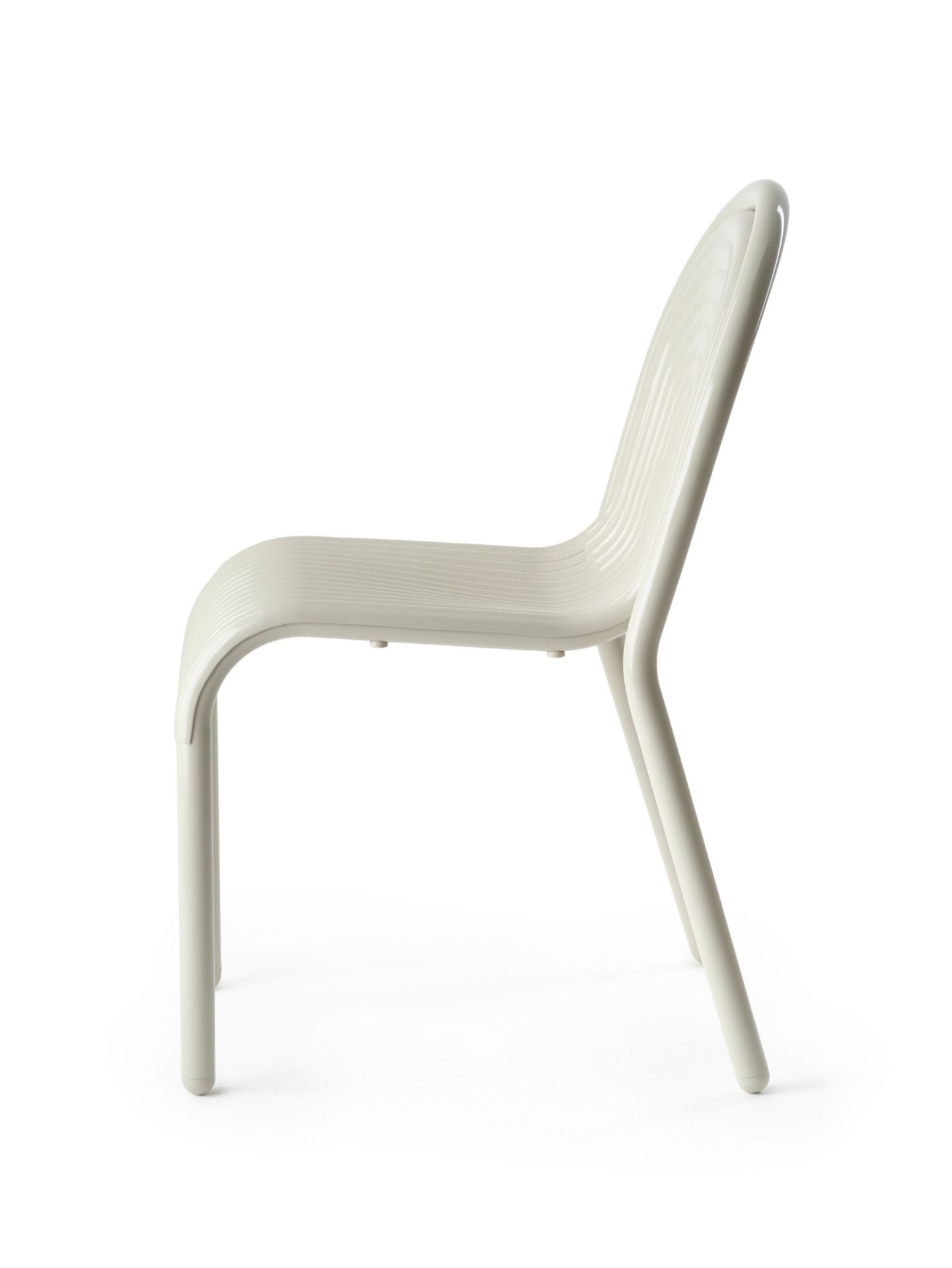 Groove Outdoor Side Chair Putty Tom Dixon