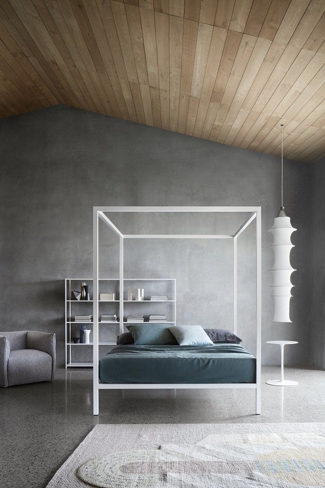 Aluminium Canopy bed laquered MDF Italia
