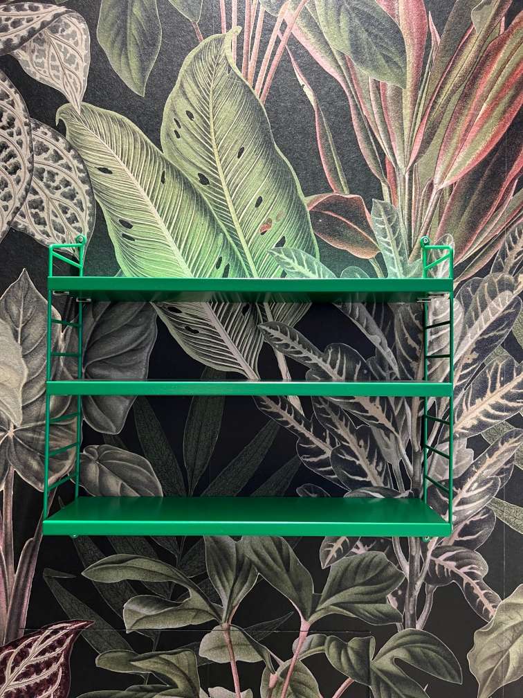 String Pocket Shelf GREEN - GREEN String Furniture EXHIBITION PIECE