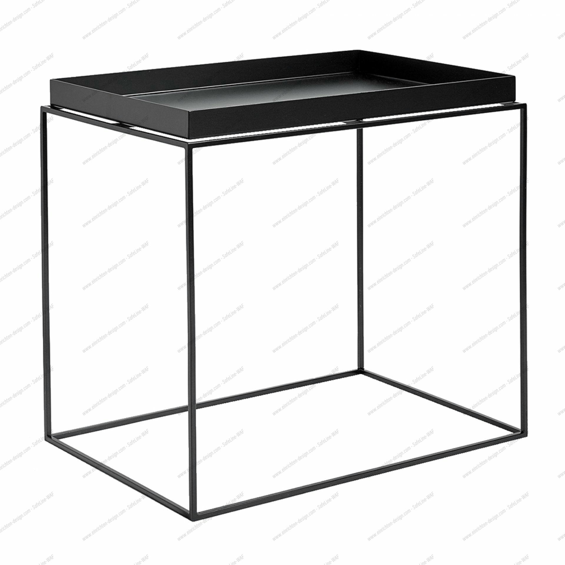 Schwarzer Tray Table L Beistelltisch von Hay mit Tablett auf einem minimalistischen Metallgestell.